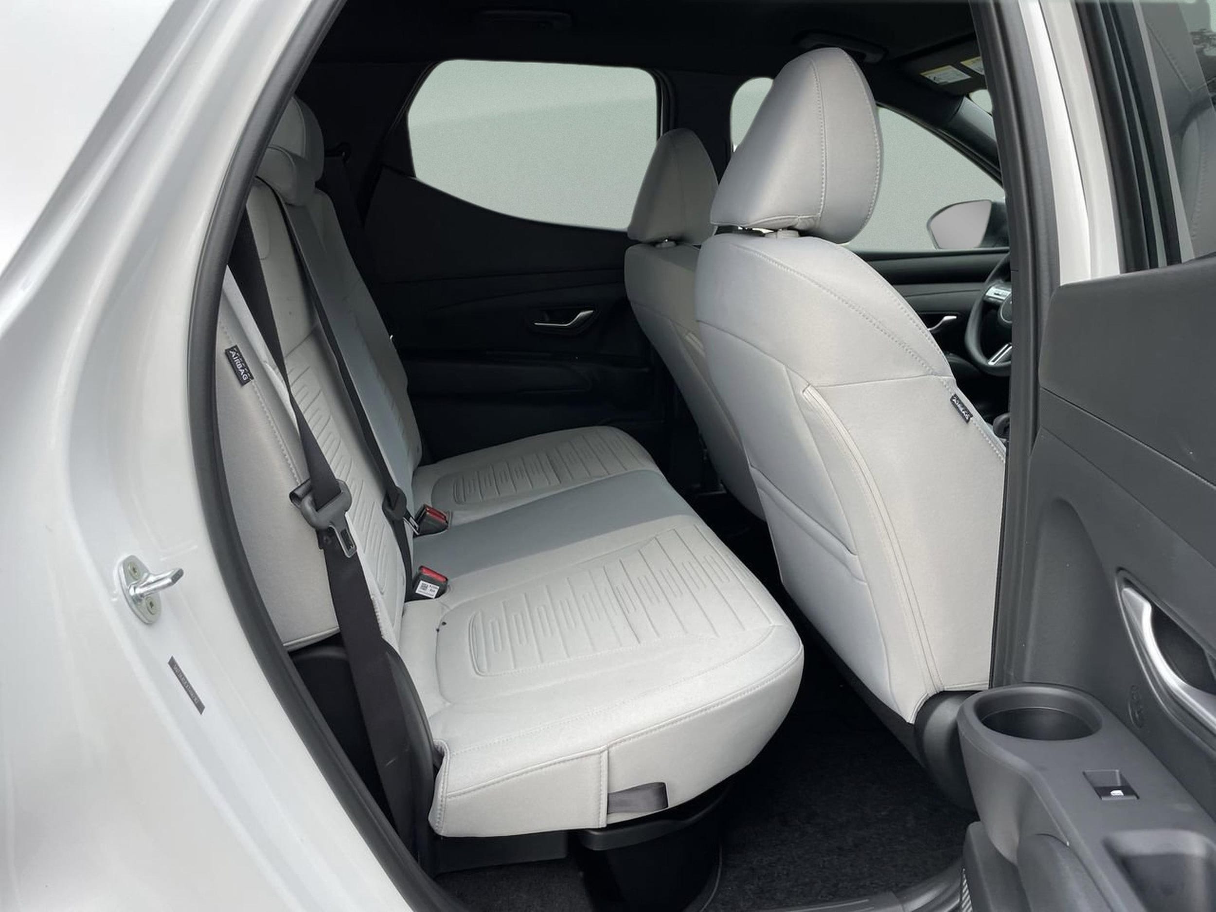 2026 Hyundai Santa Cruz SE - Photo 18
