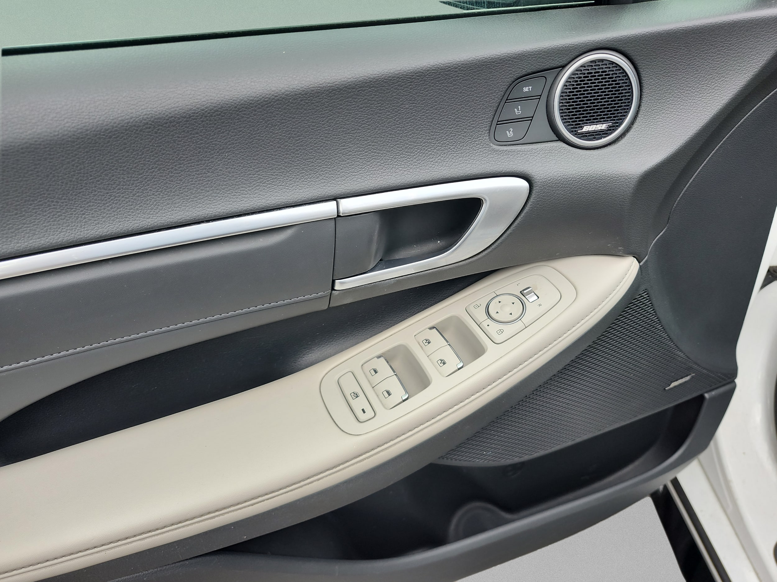 2022 Hyundai Sonata Limited - Photo 15