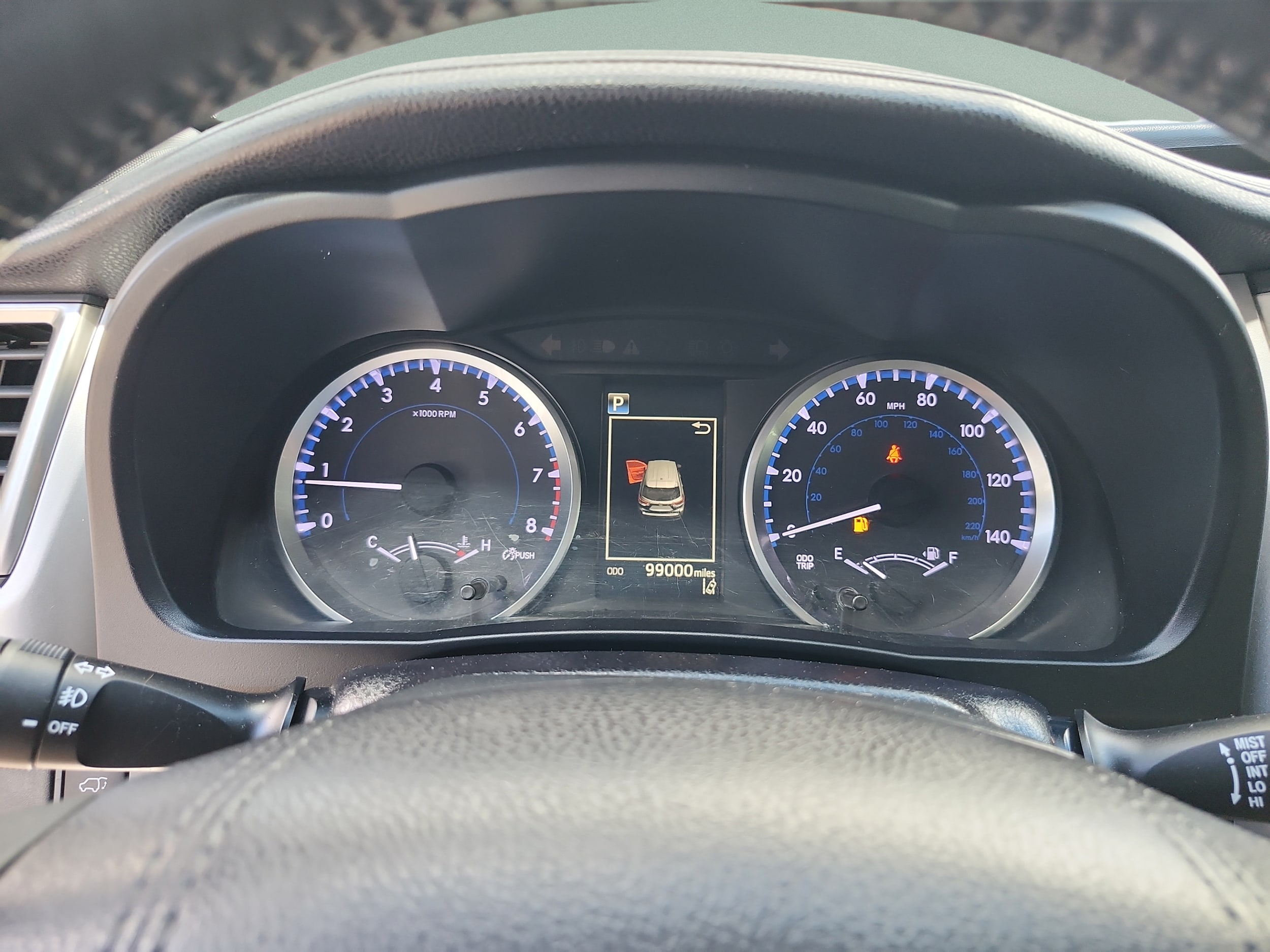 2018 Toyota Highlander LE Plus - Photo 10