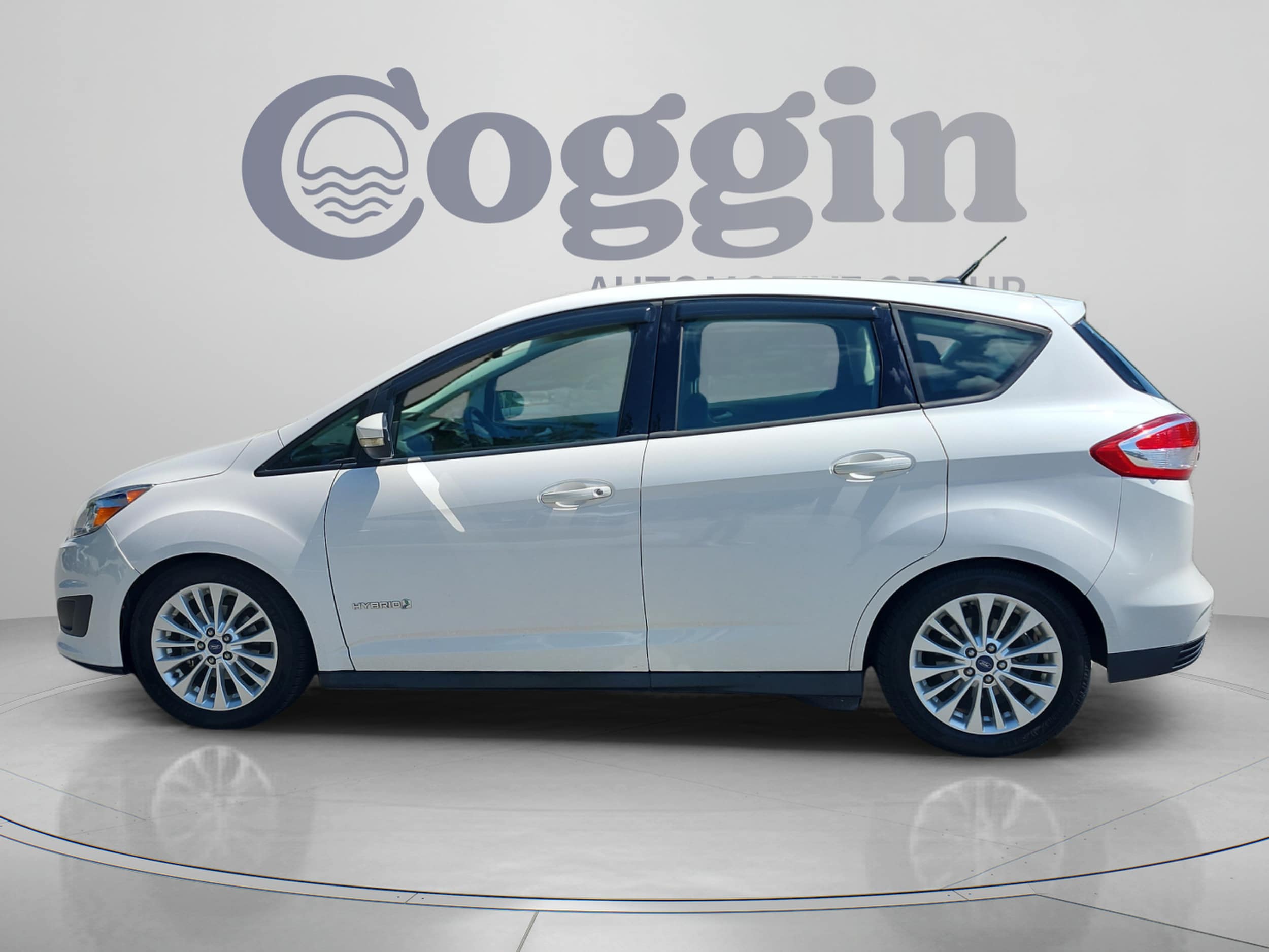 Used 2018 Ford C-Max SE with VIN 1FADP5AUXJL100172 for sale in DeLand, FL