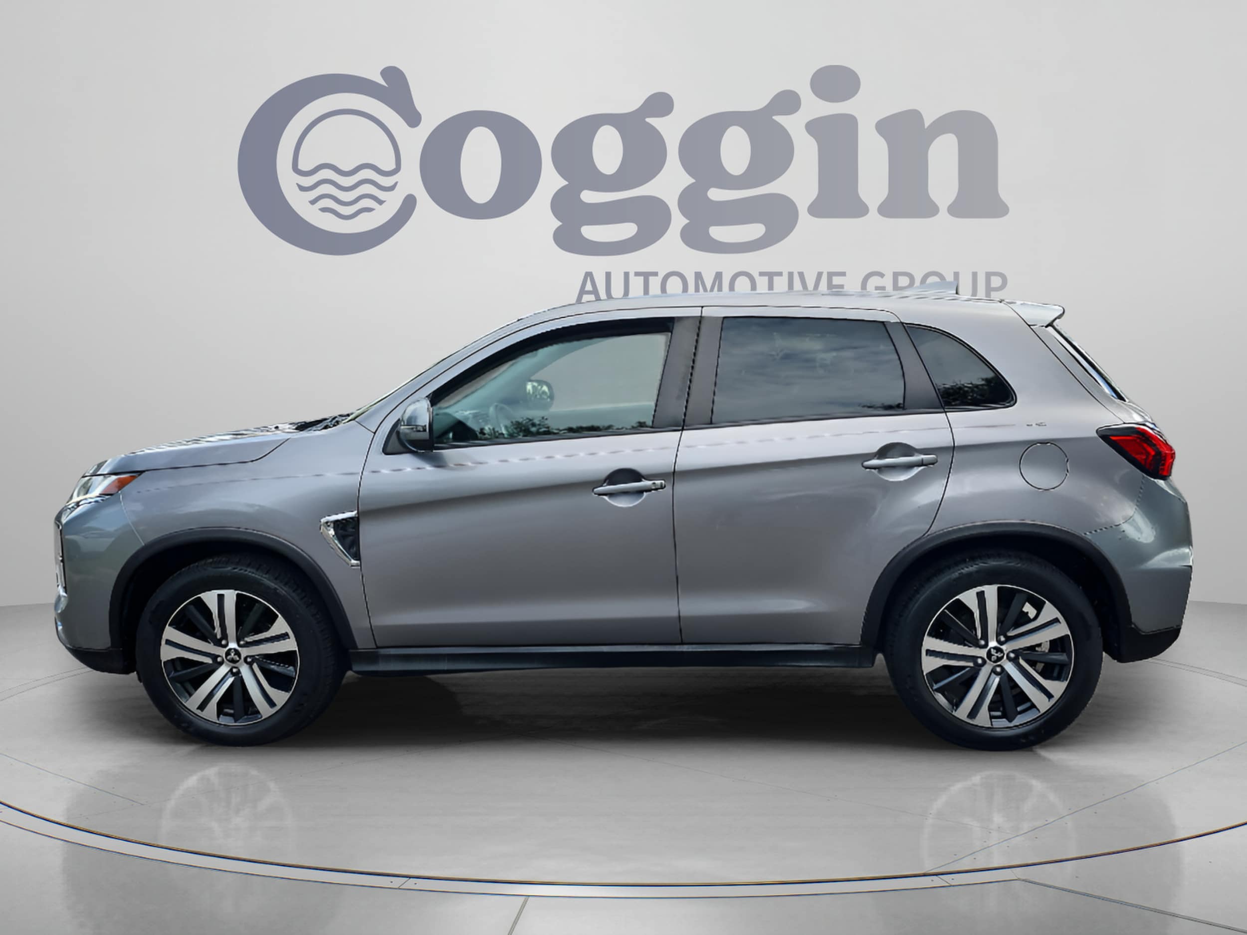 Used 2020 Mitsubishi Outlander Sport SE with VIN JA4AP4AU9LU014415 for sale in DeLand, FL