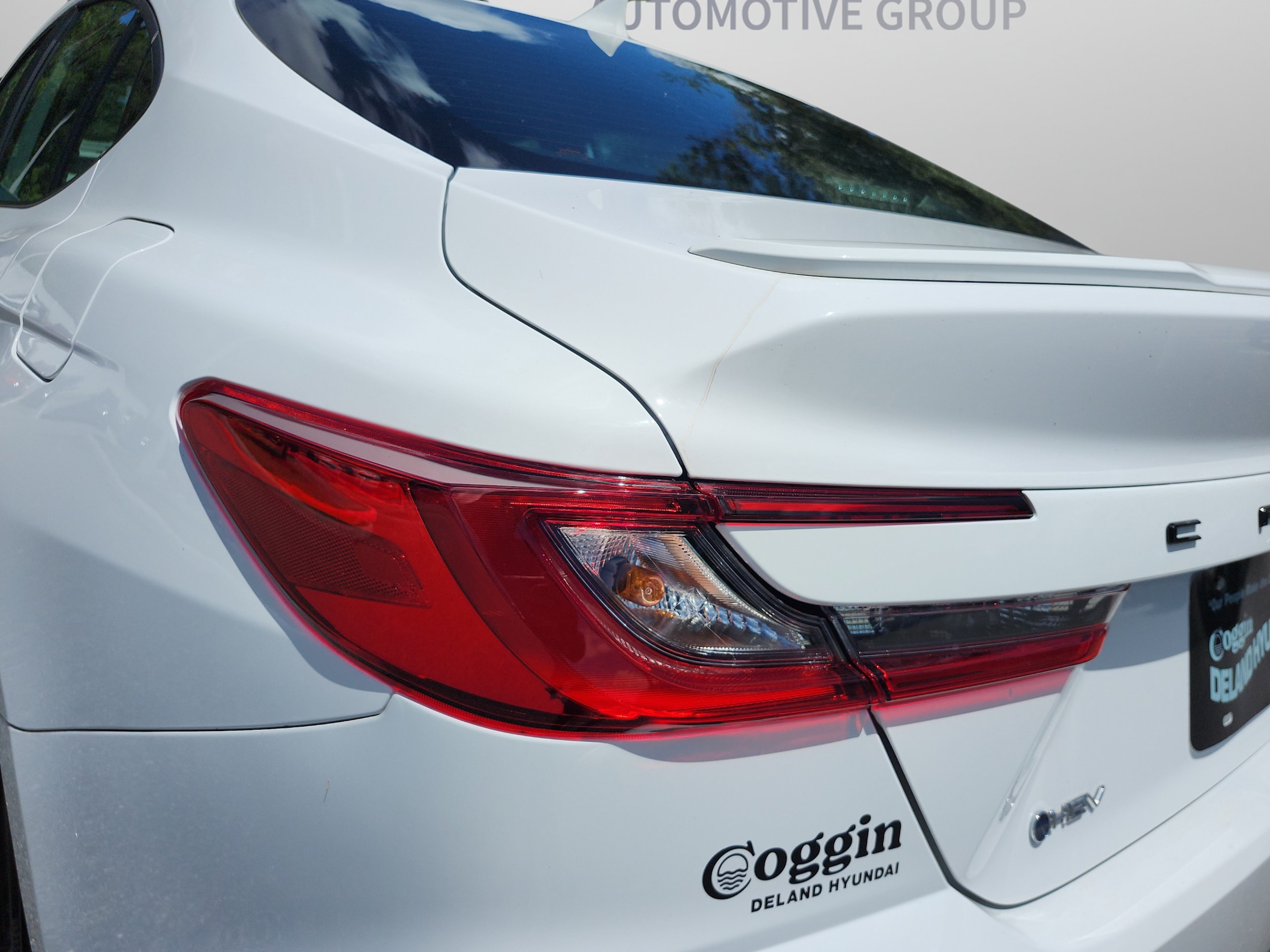 2025 Toyota Camry SE - Photo 30