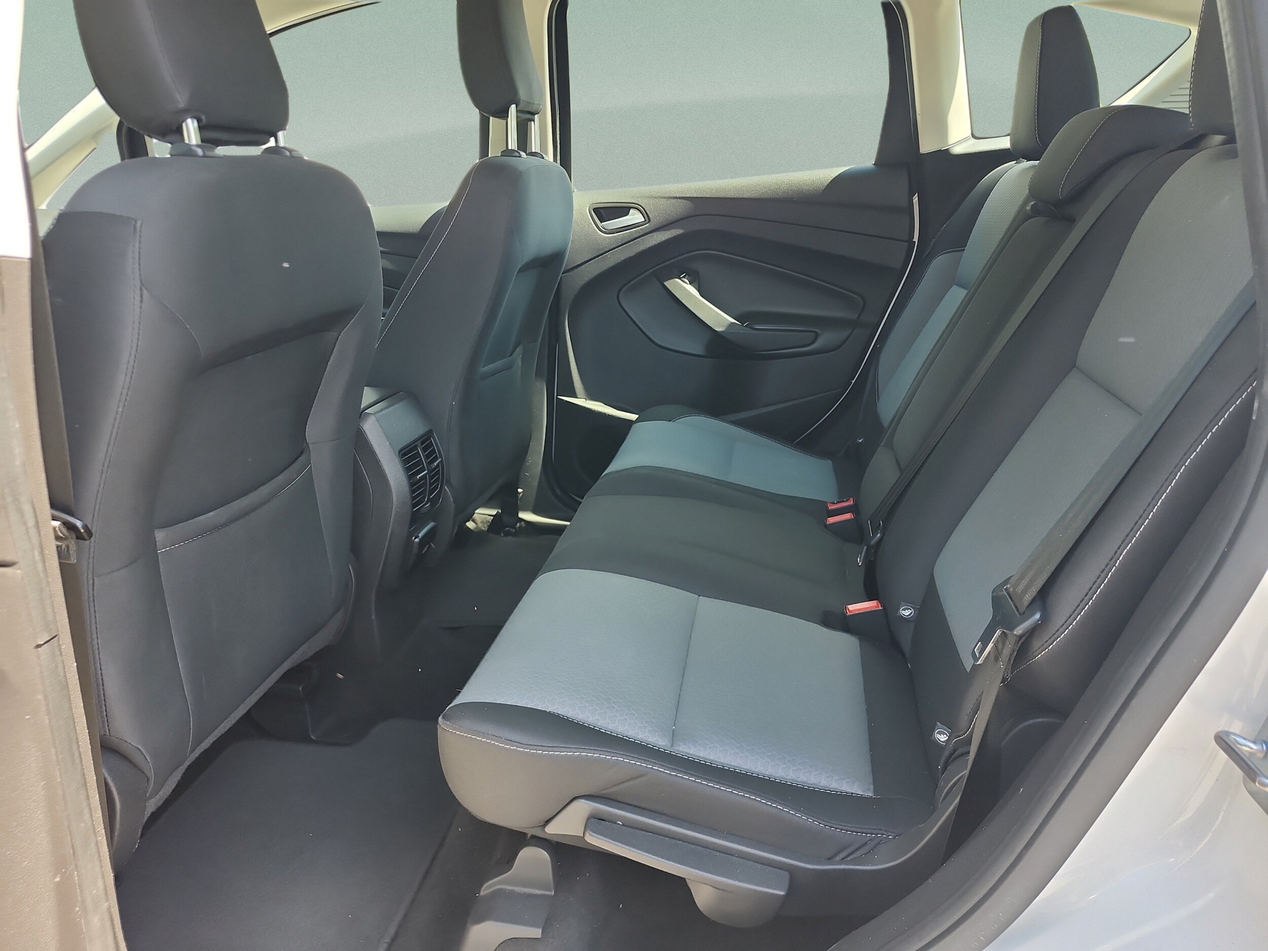 2018 Ford C-Max SE - Photo 18