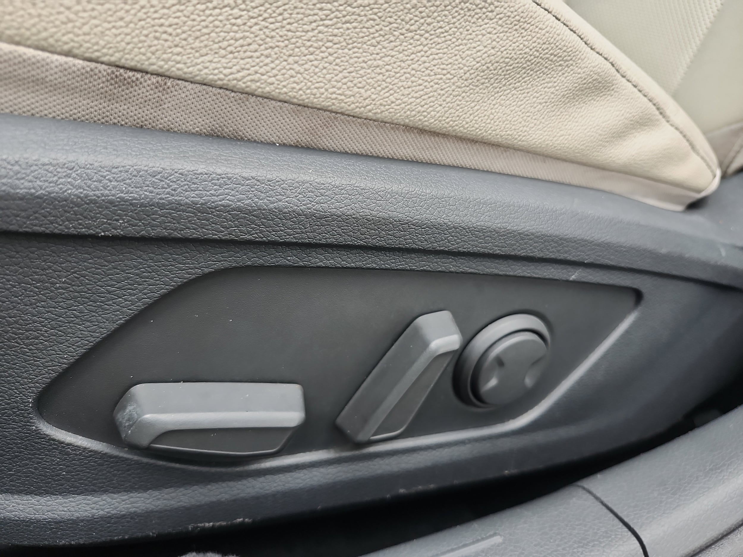 2022 Hyundai Sonata Limited - Photo 14