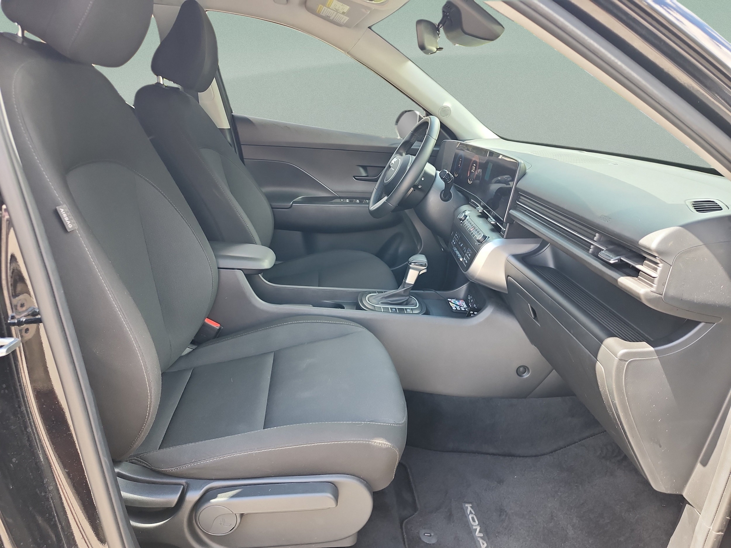 2024 Hyundai Kona SEL - Photo 19