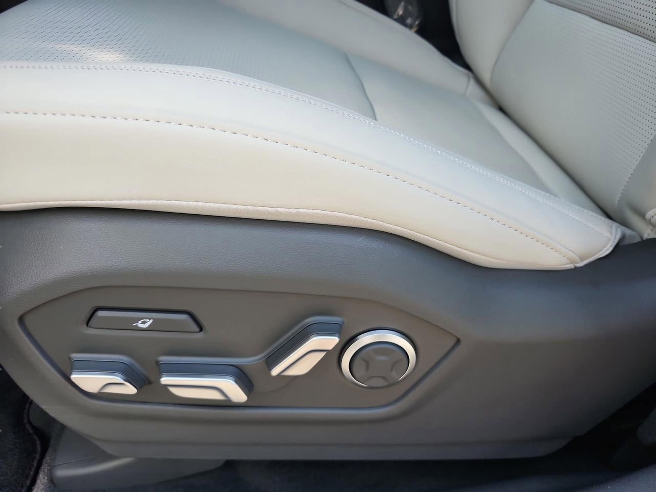 2026 Hyundai Santa Fe Calligraphy - Photo 23