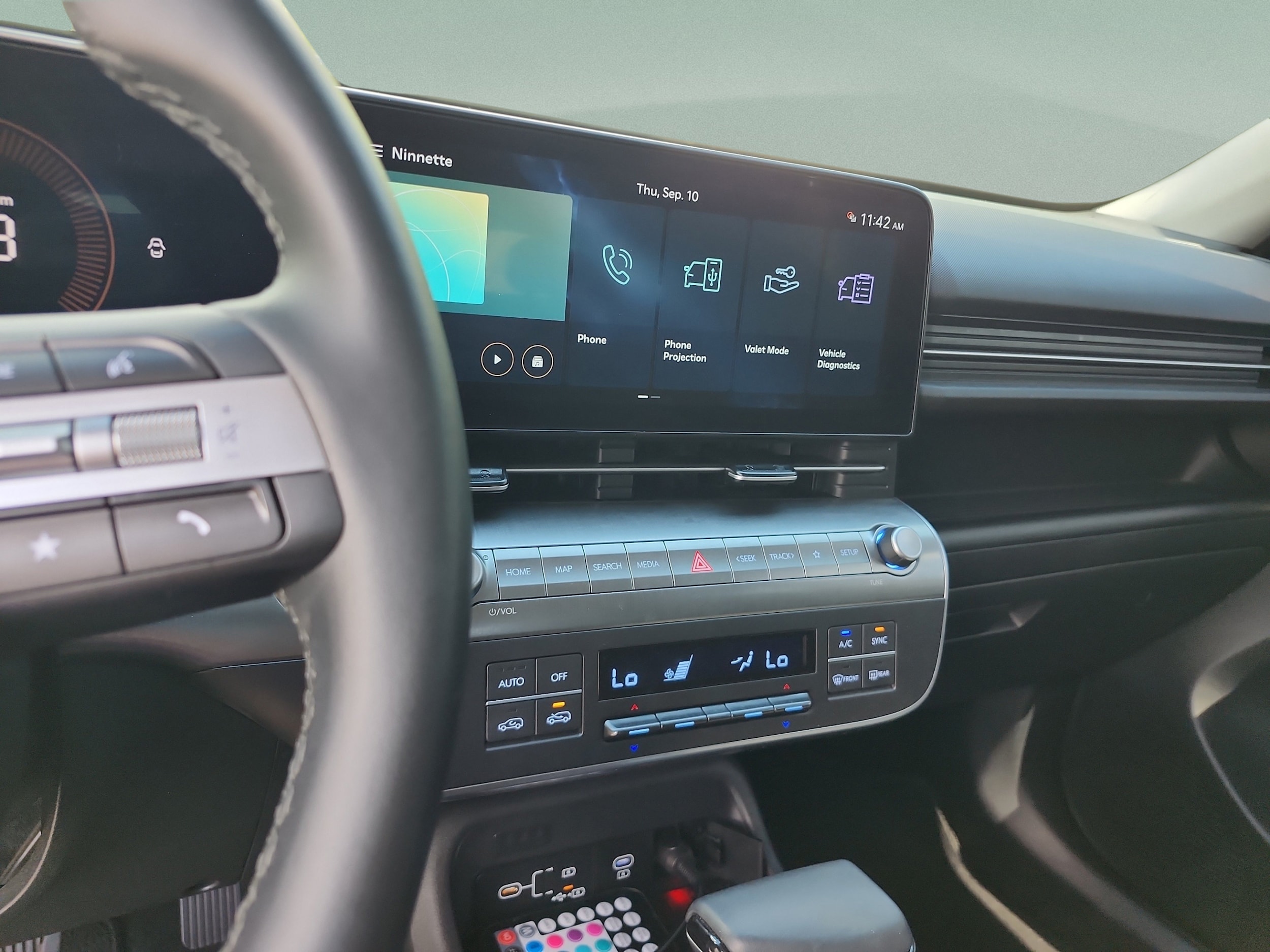 2024 Hyundai Kona SEL - Photo 11