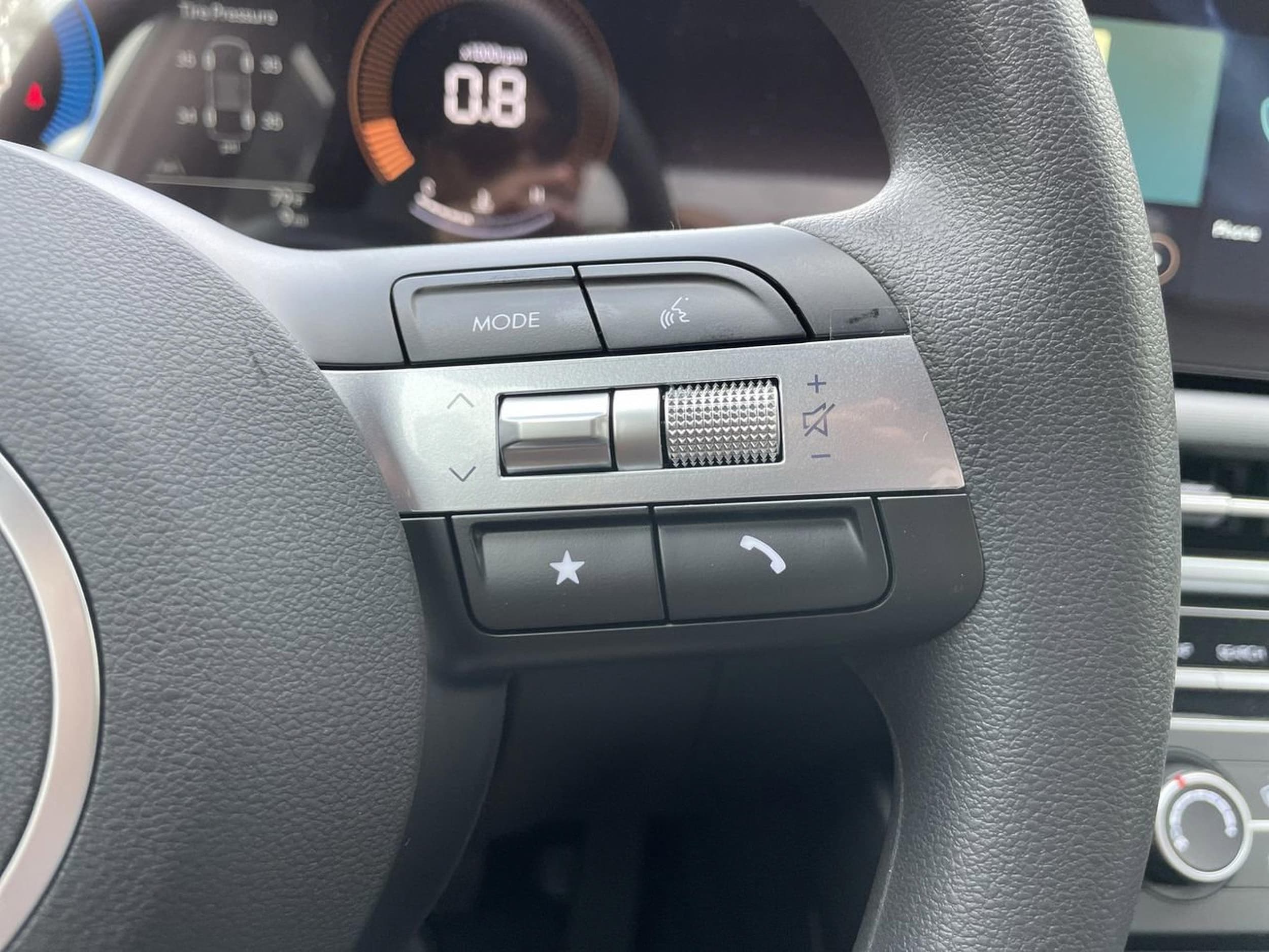 2026 Hyundai Santa Cruz SE - Photo 31