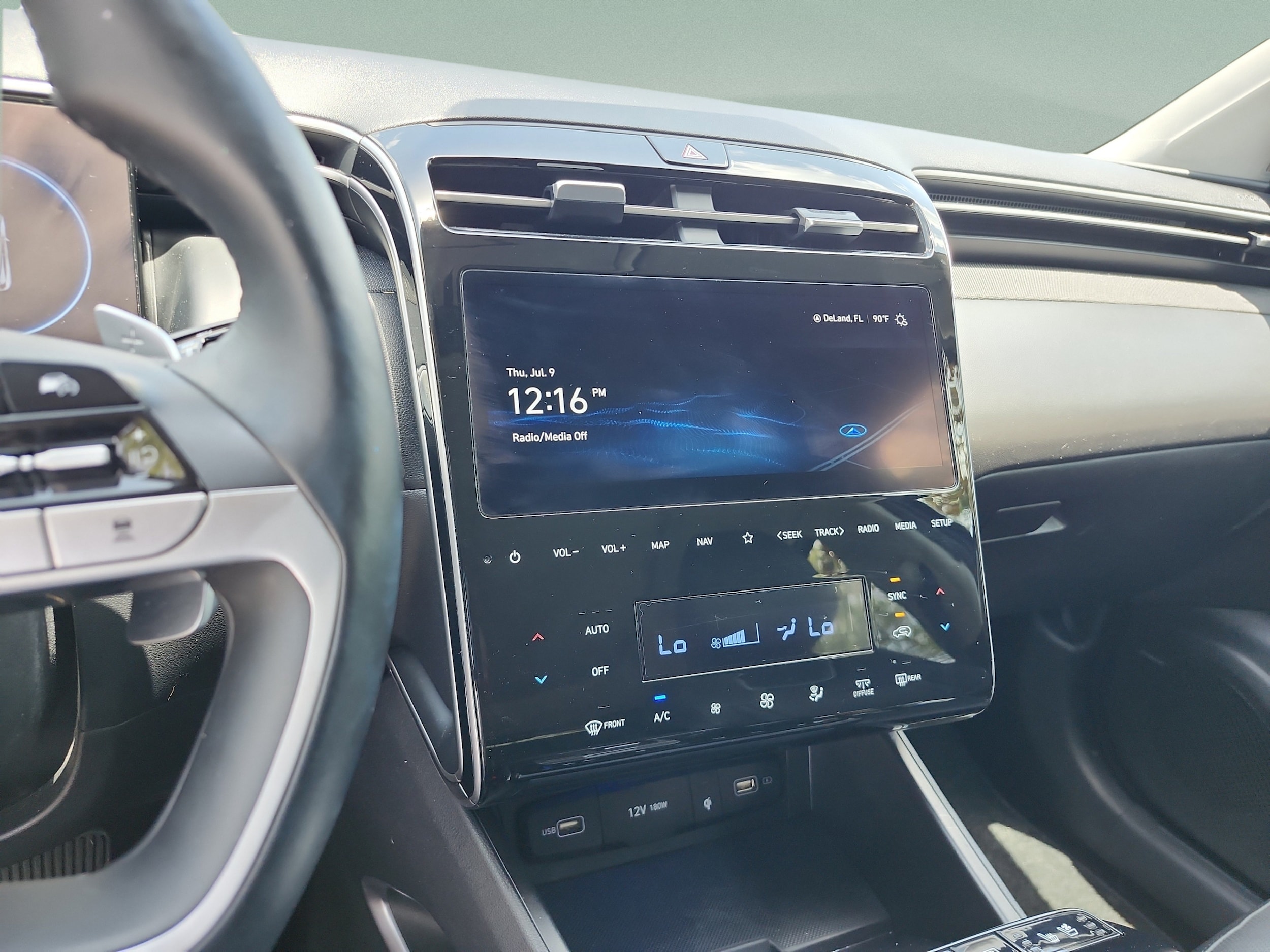 2022 Hyundai Tucson Limited - Photo 14