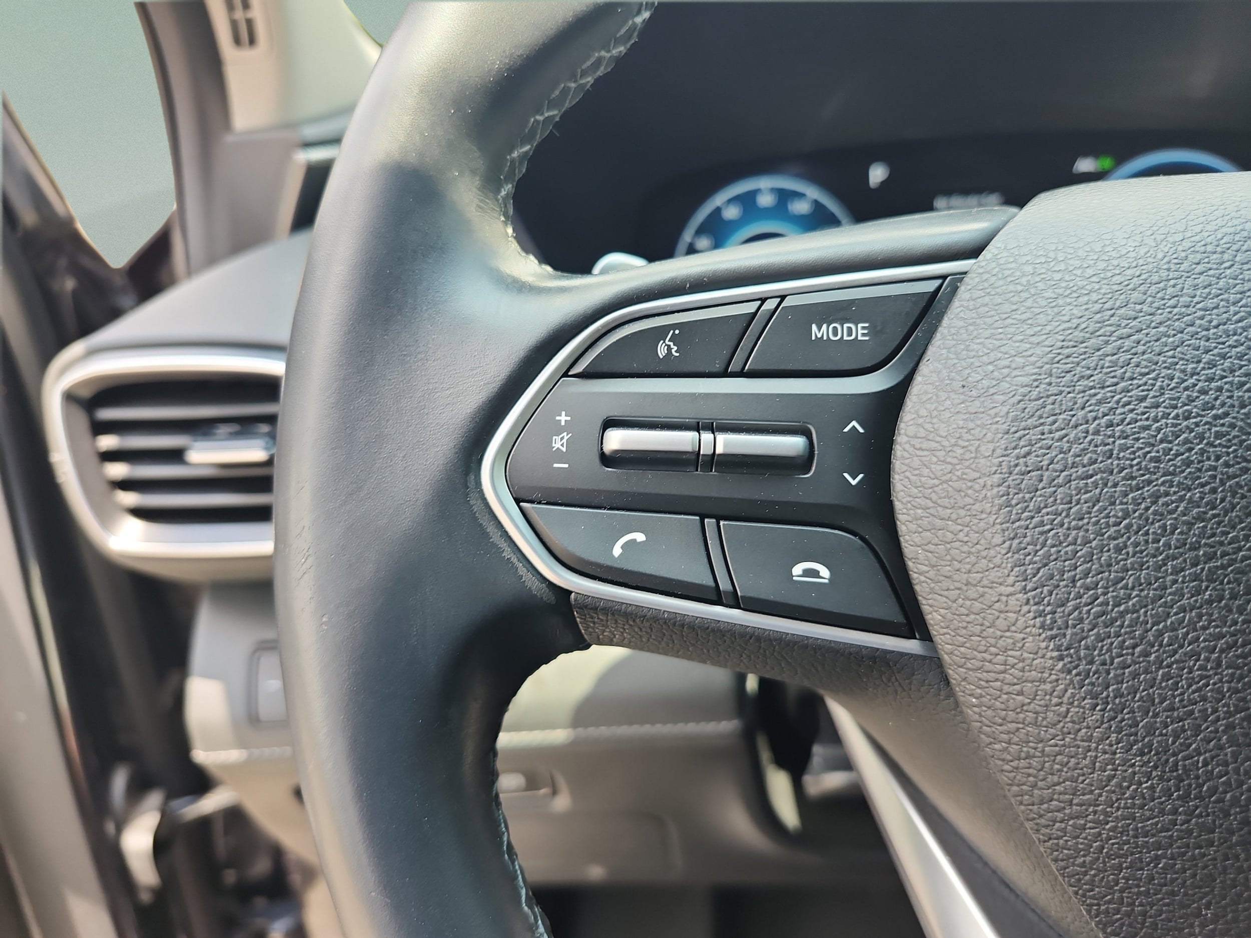 2023 Hyundai Santa Fe SEL Premium HEV - Photo 14