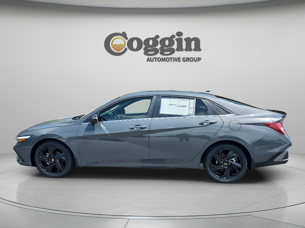 New 2026 Hyundai Elantra SEL Sport Premium Sedan