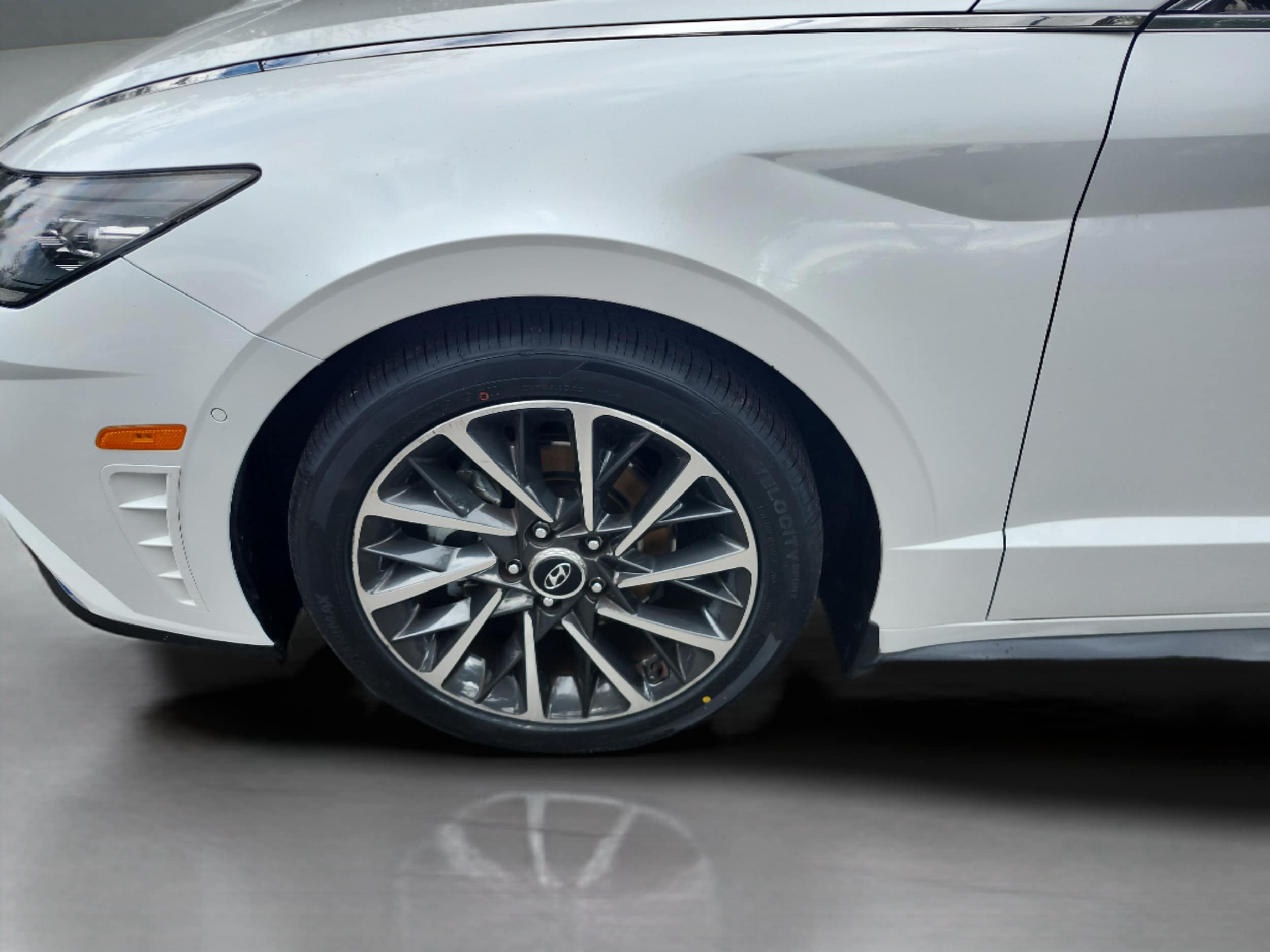 2022 Hyundai Sonata Limited - Photo 28