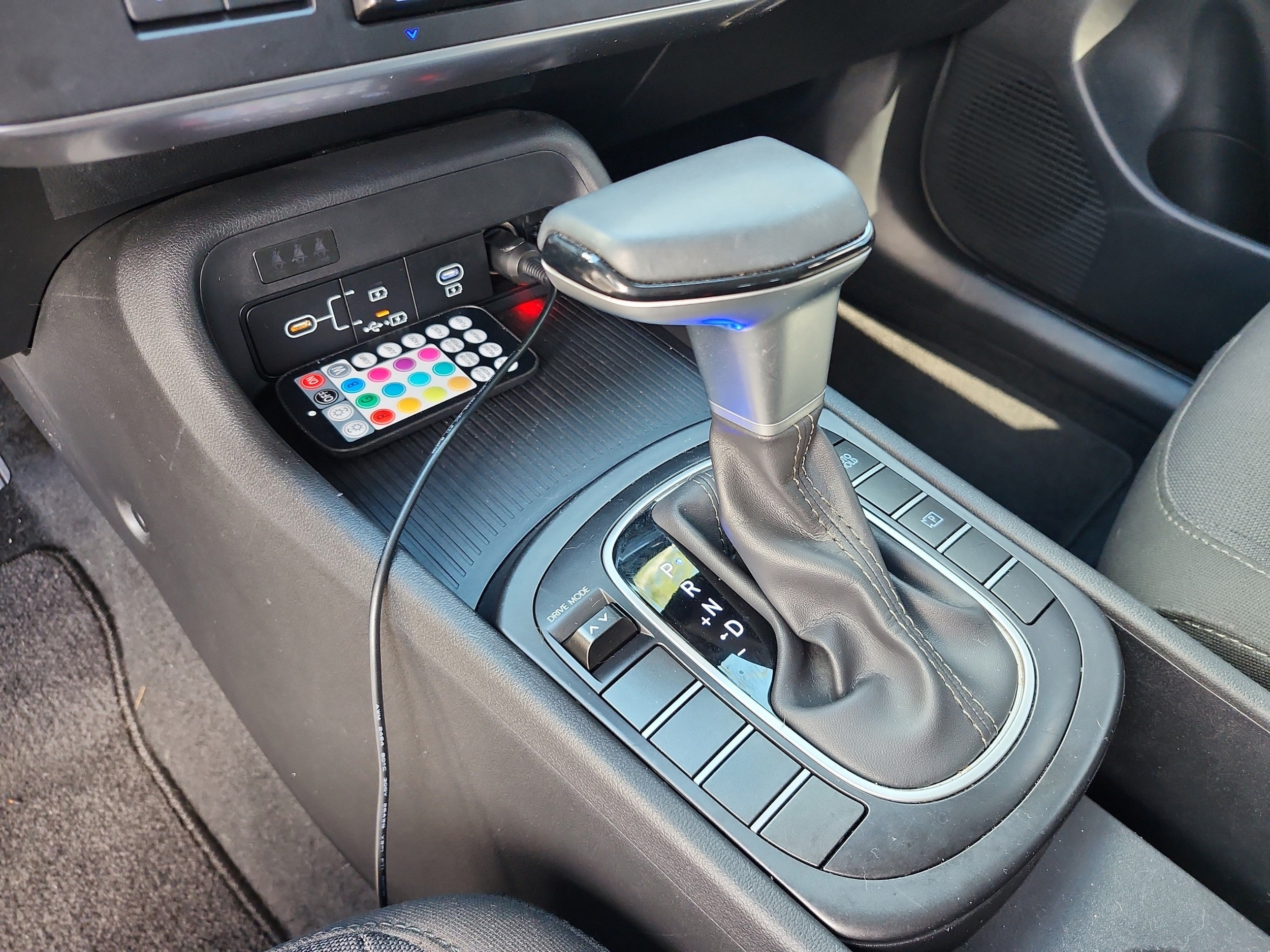 2024 Hyundai Kona SEL - Photo 13