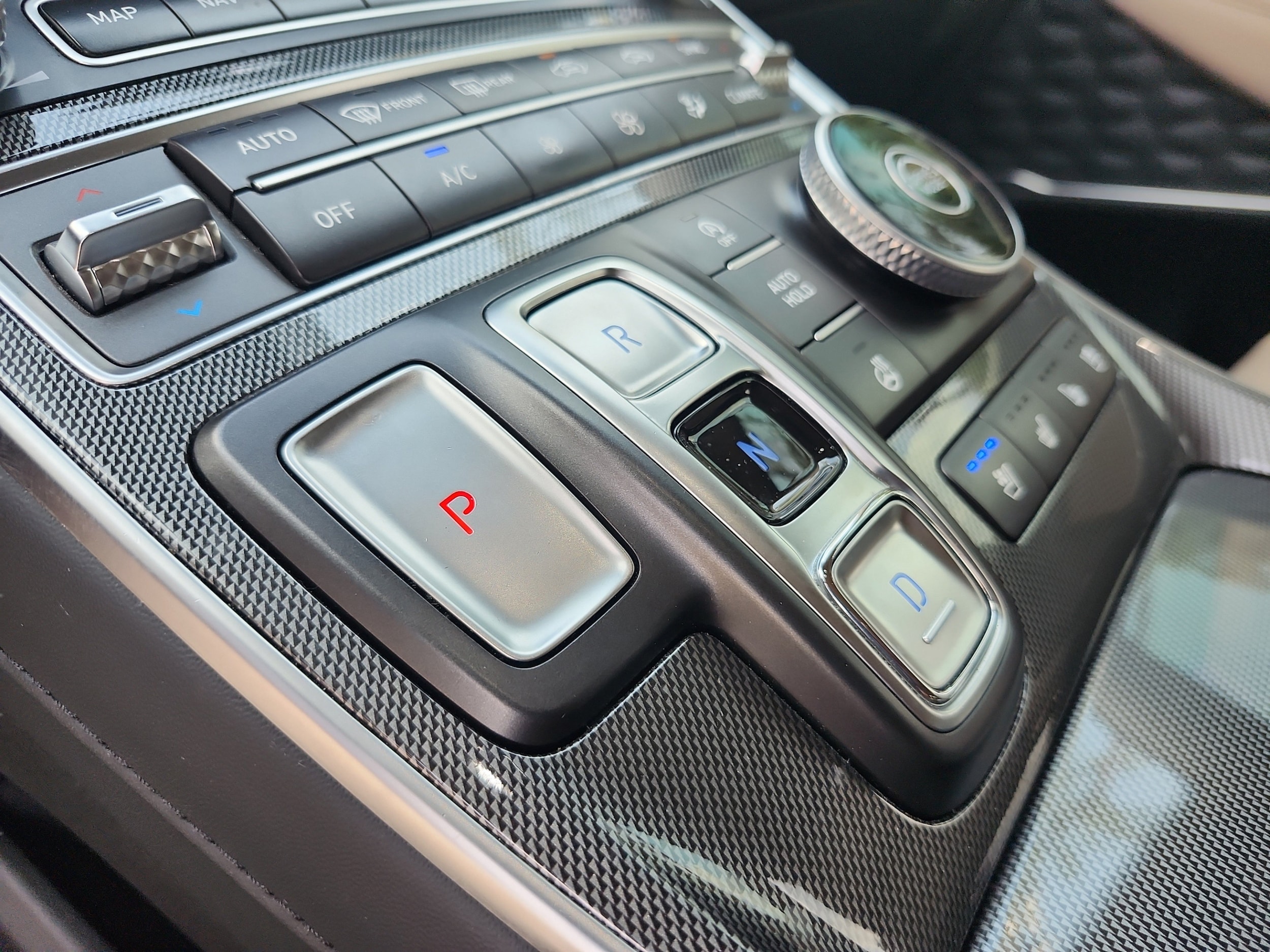 2023 Hyundai Santa Fe Limited - Photo 14