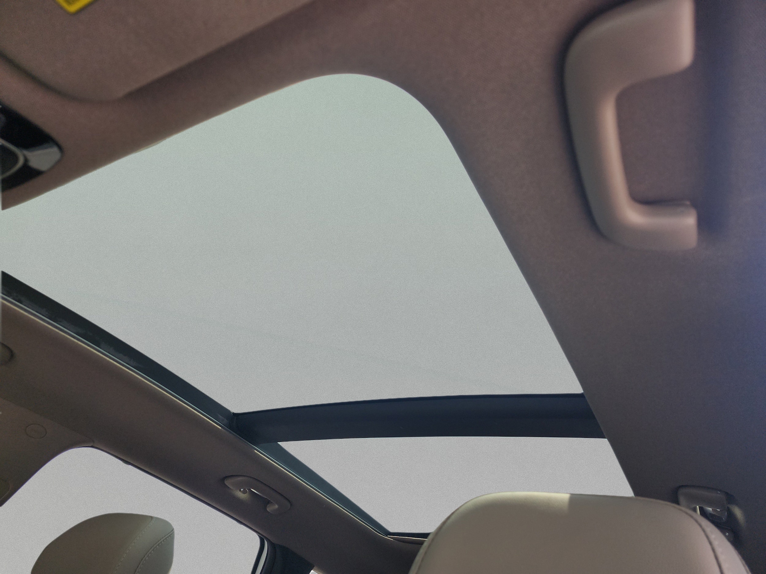 2023 Hyundai Santa Fe Limited - Photo 28