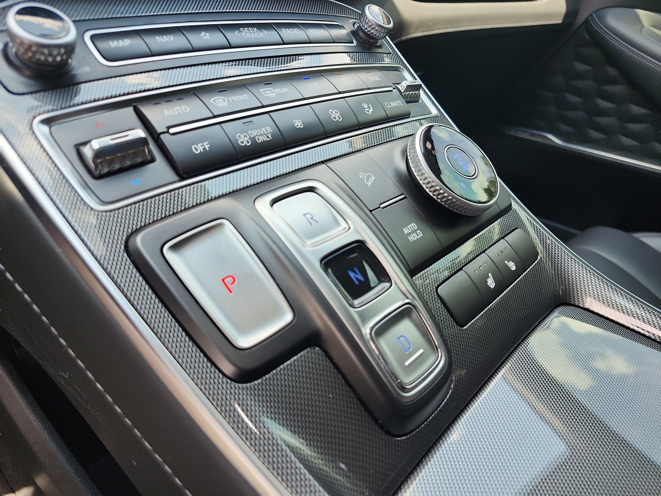 2023 Hyundai Santa Fe SEL Premium HEV - Photo 15