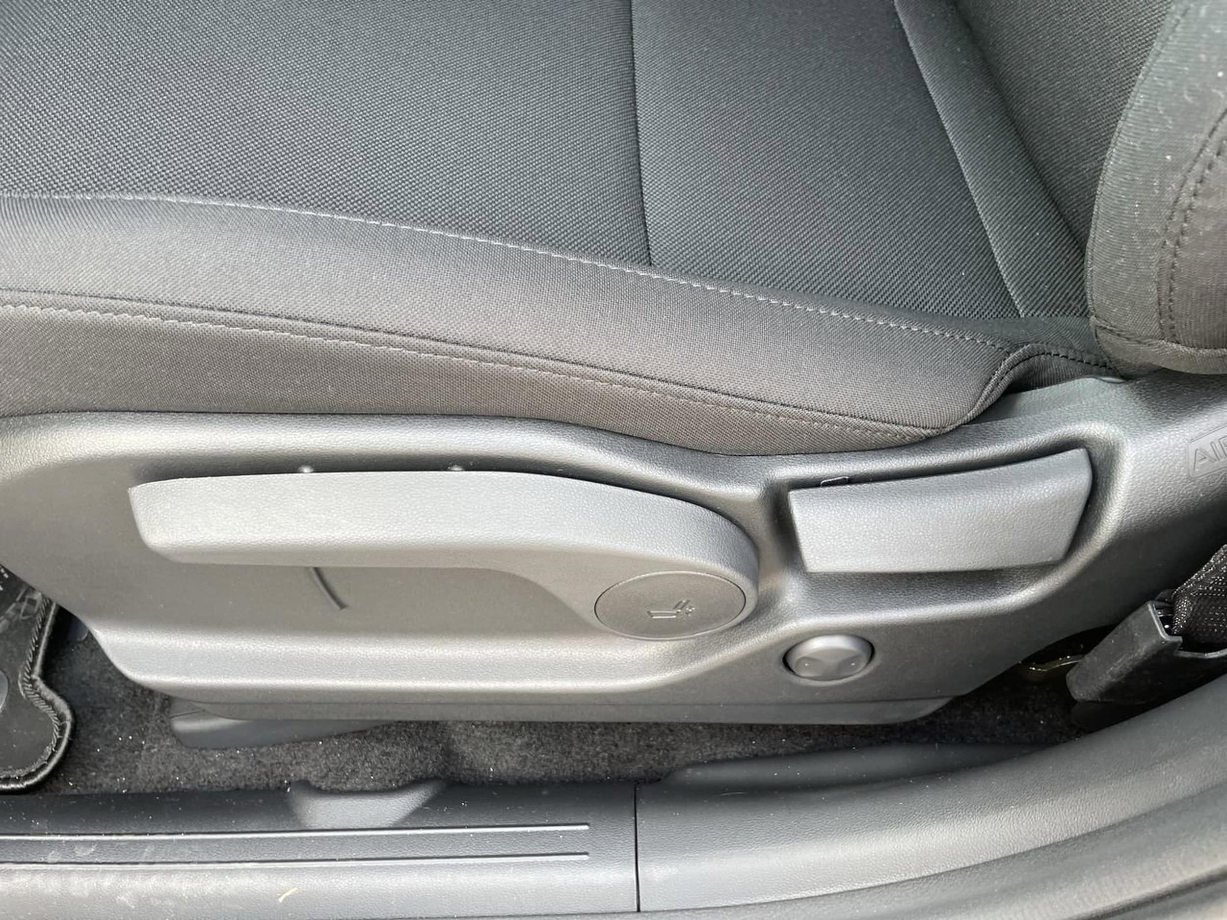 2026 Hyundai Santa Fe SE - Photo 15