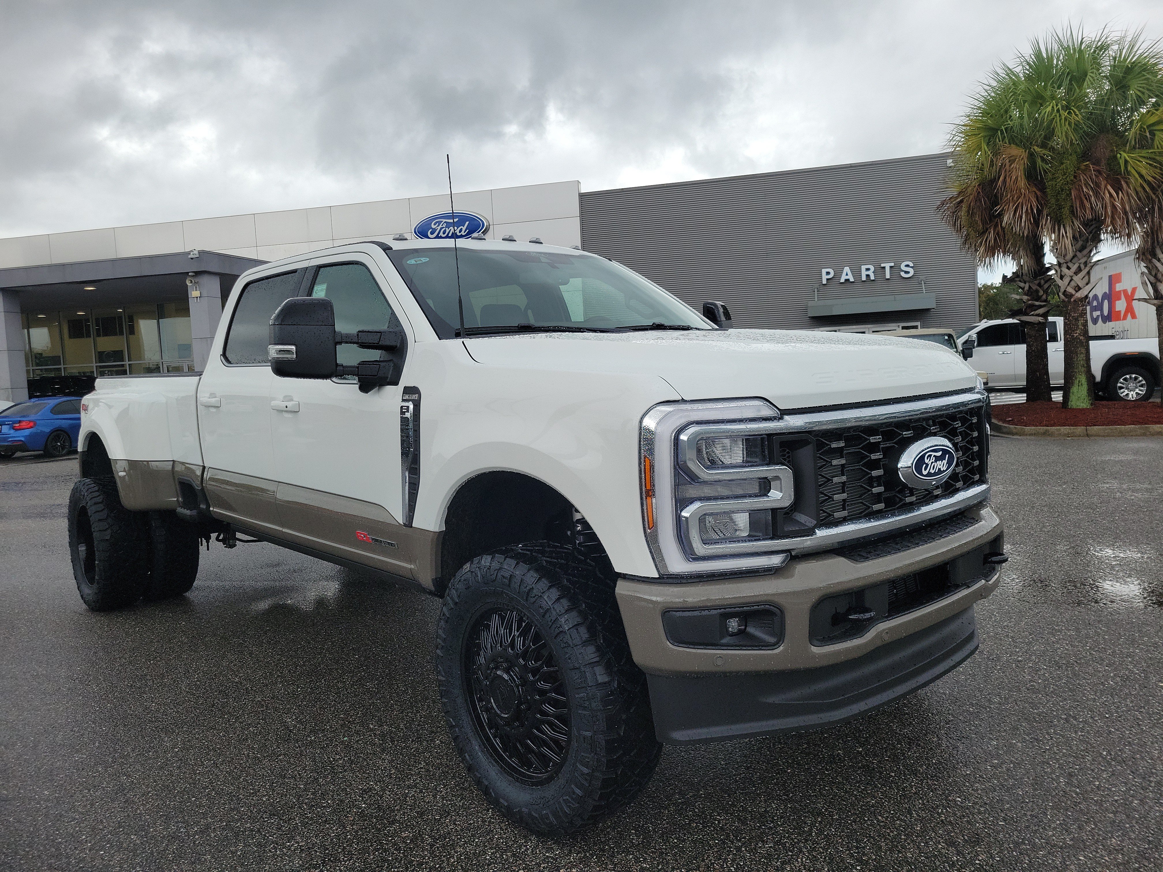 New 2027 Ford F-350 King Ranch Truck Crew Cab