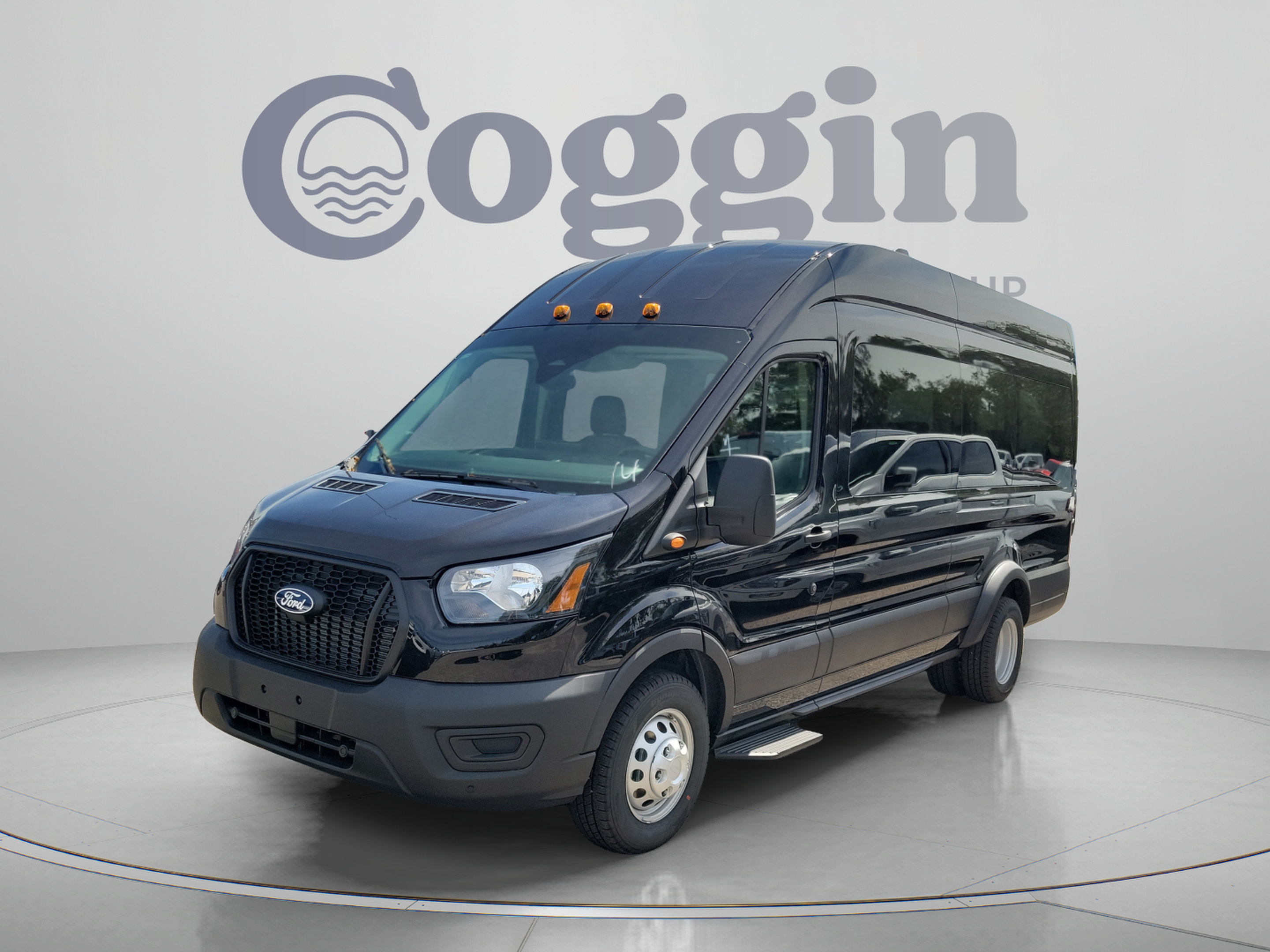  Ford Transit-350 Passenger
