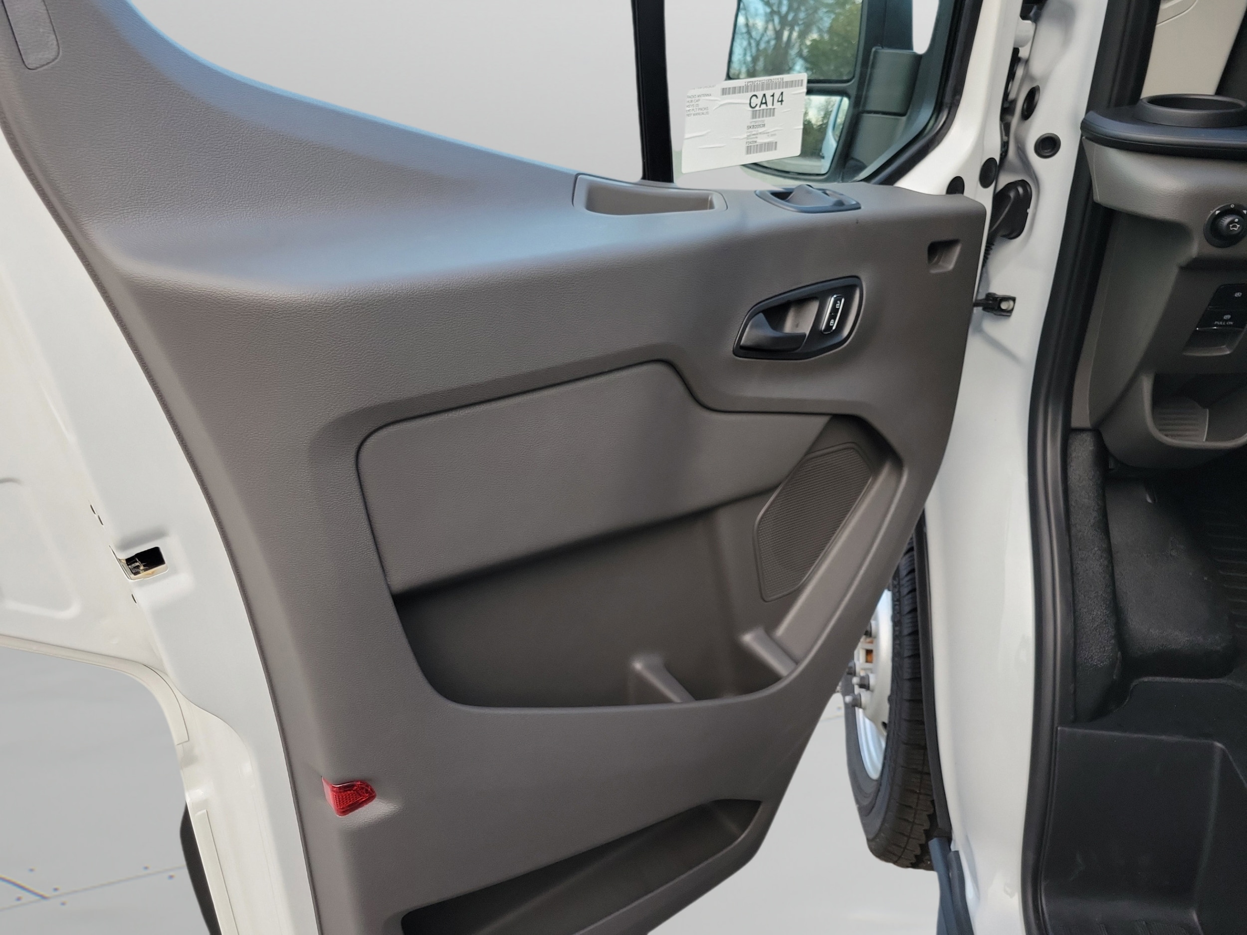 2025 Ford Transit Van Base - Photo 7