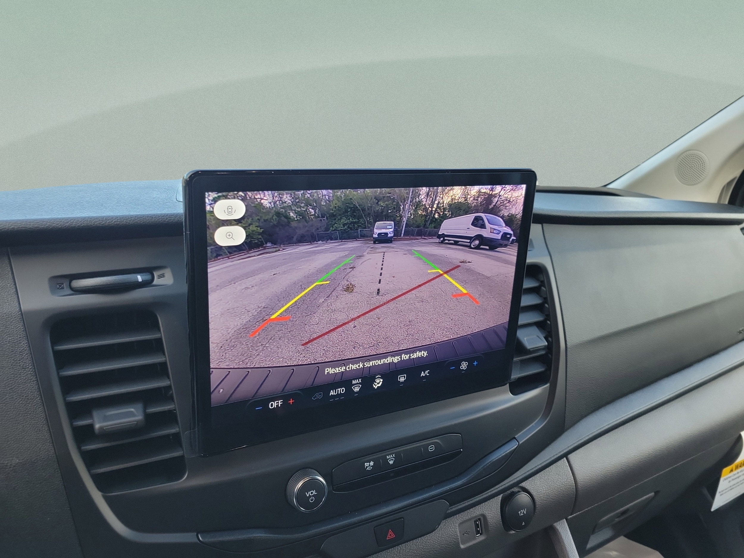 2025 Ford Transit Van Base - Photo 21
