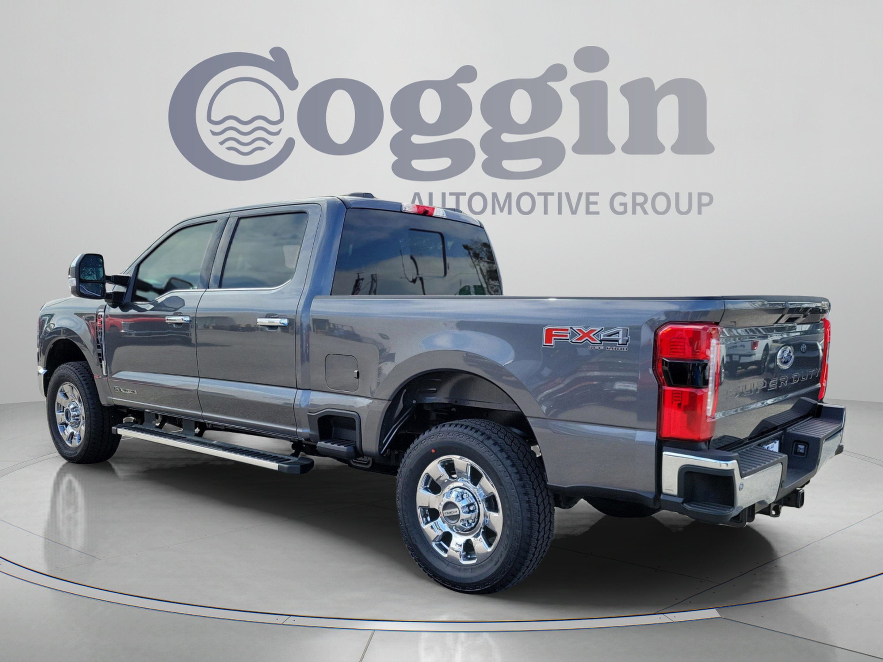 New 2026 Ford F-350 LARIAT Truck Crew Cab