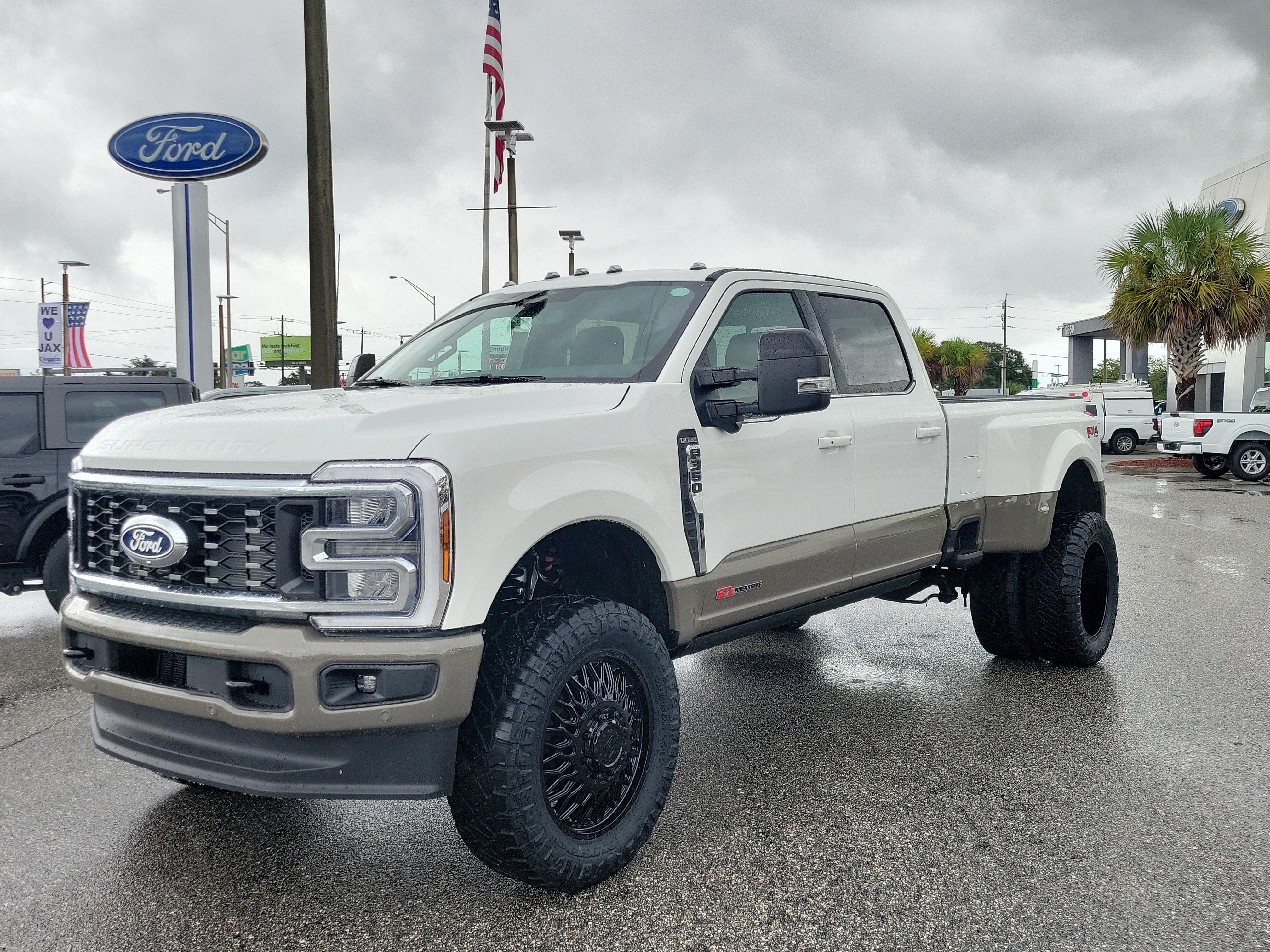 New 2027 Ford F-350 King Ranch Truck Crew Cab