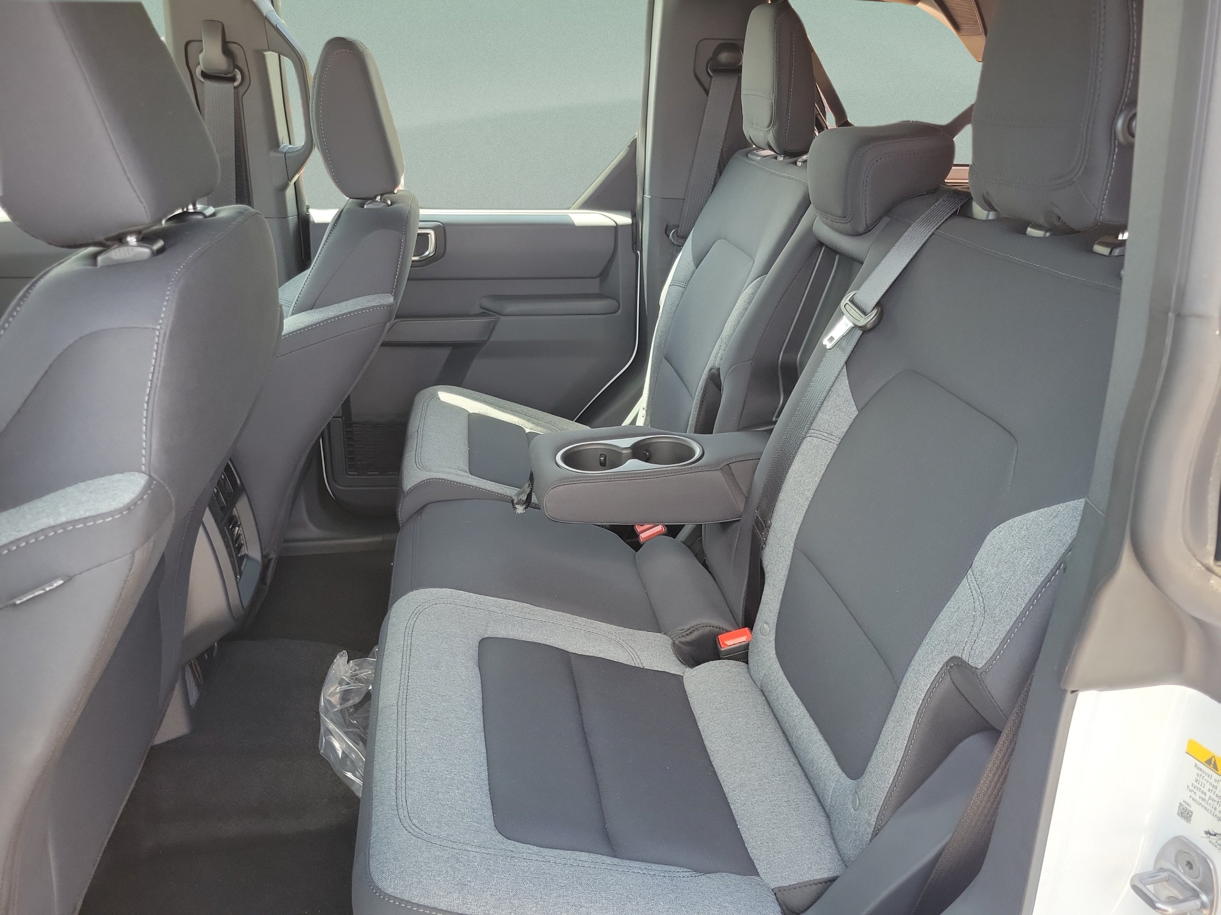 2025 Ford Bronco 4-Door Base - Photo 14
