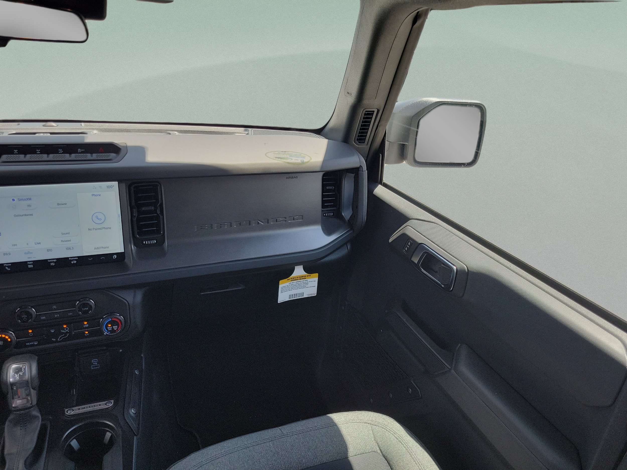 2025 Ford Bronco 4-Door Base - Photo 8