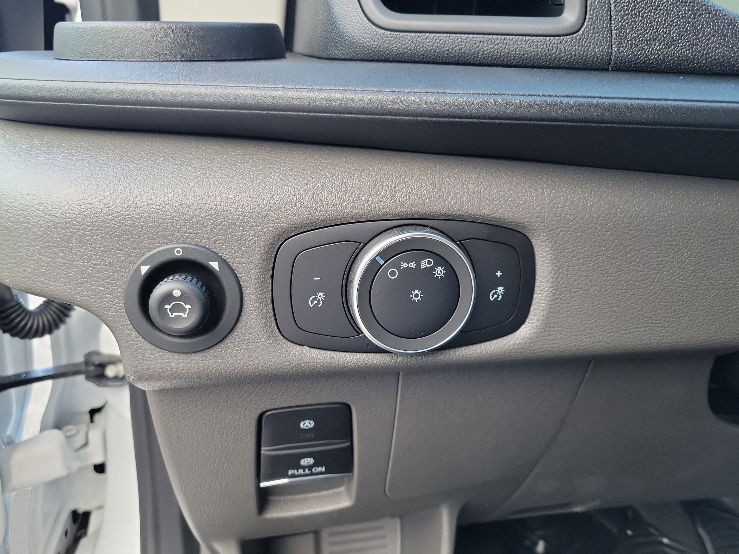 2025 Ford Transit Van Base - Photo 13