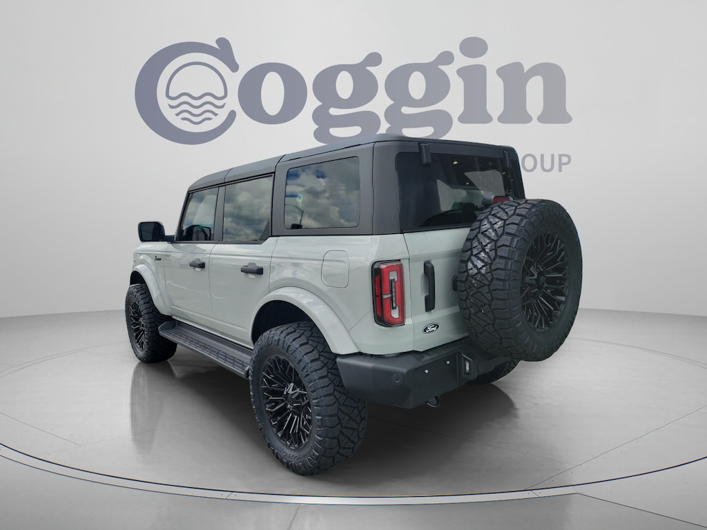 New 2026 Ford Bronco Outer Banks SUV