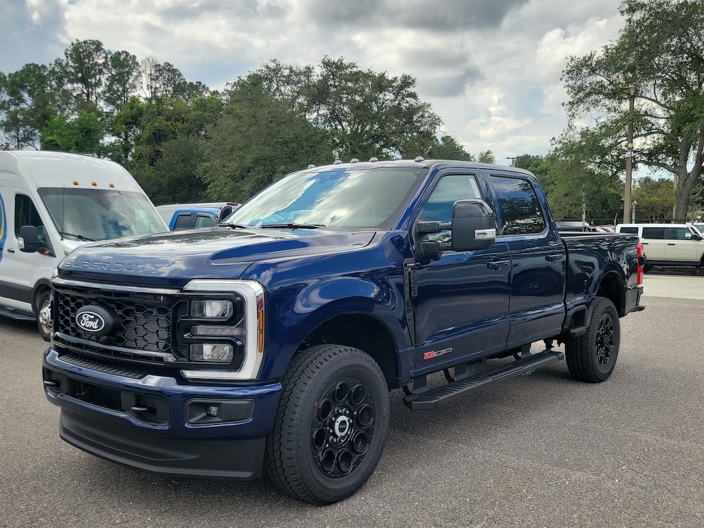 New 2027 Ford F-250 LARIAT Truck Crew Cab