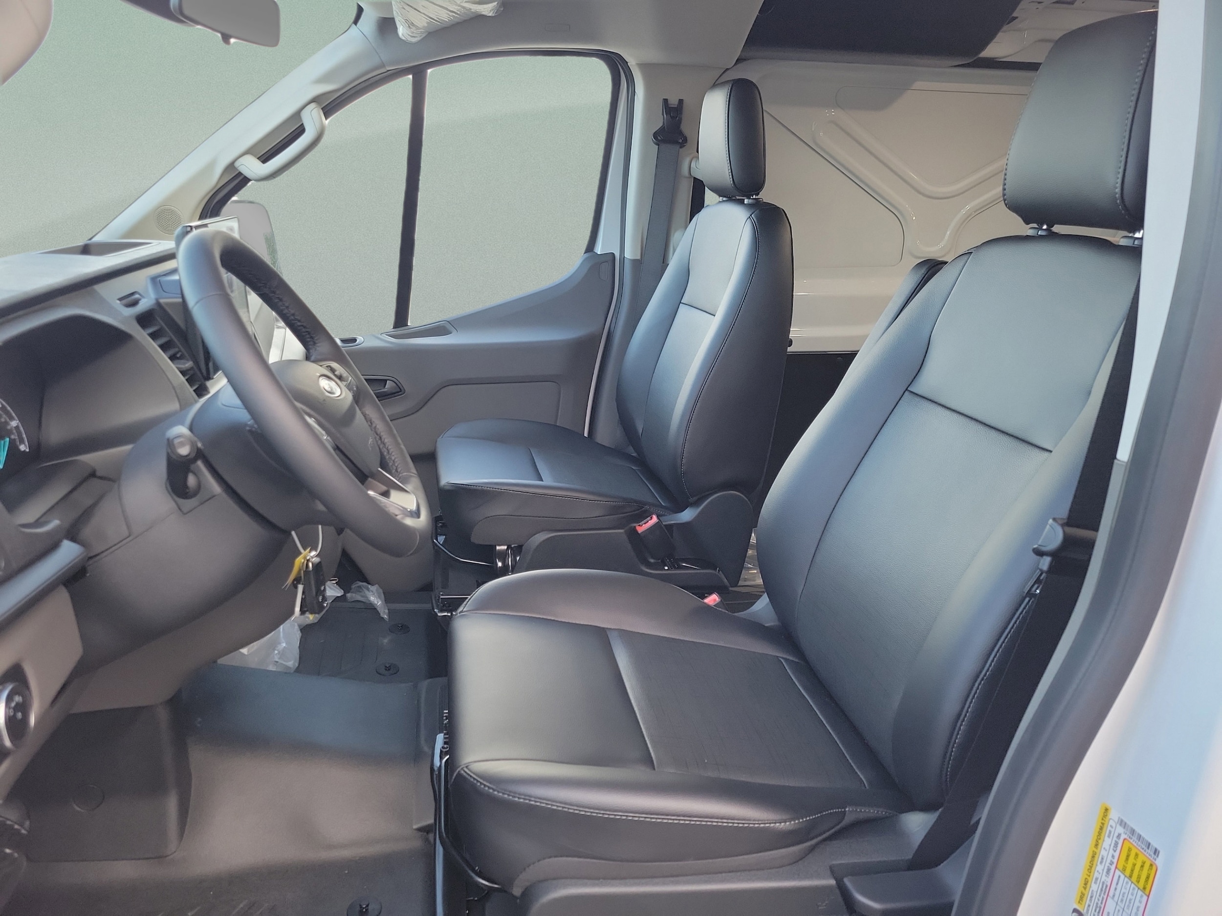 2025 Ford Transit Van Base - Photo 10