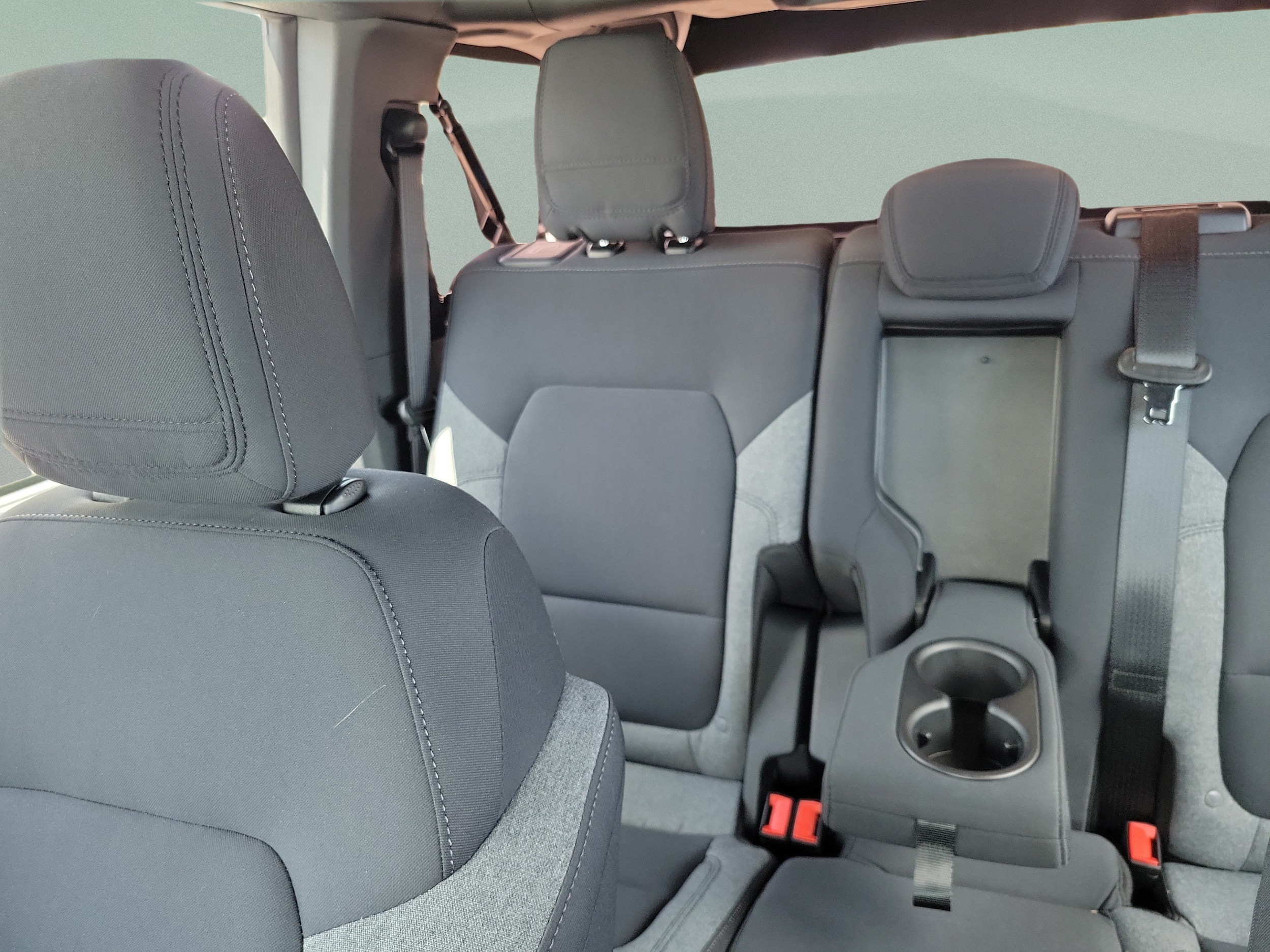 2025 Ford Bronco 4-Door Base - Photo 9