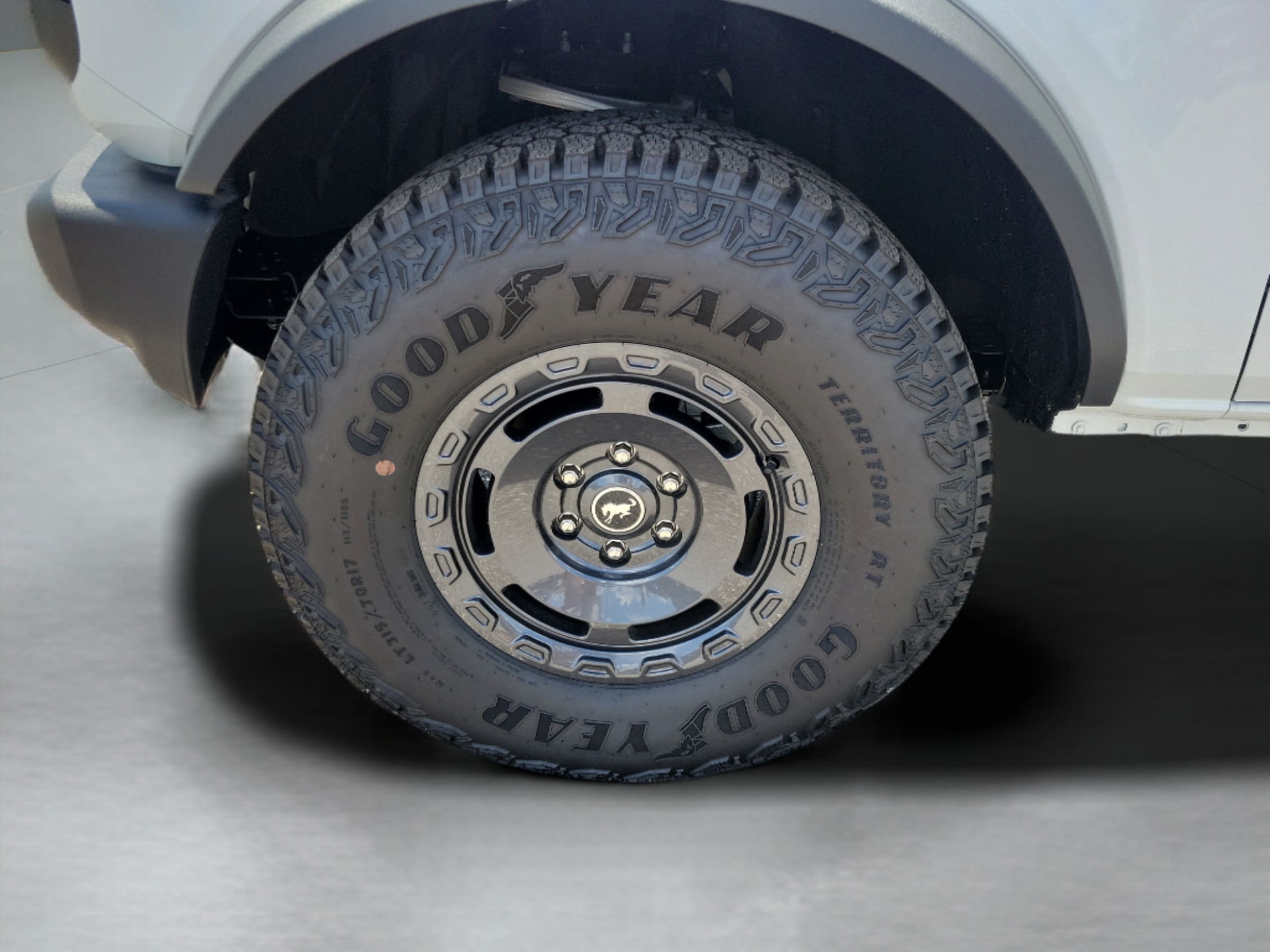 2025 Ford Bronco 4-Door Base - Photo 31