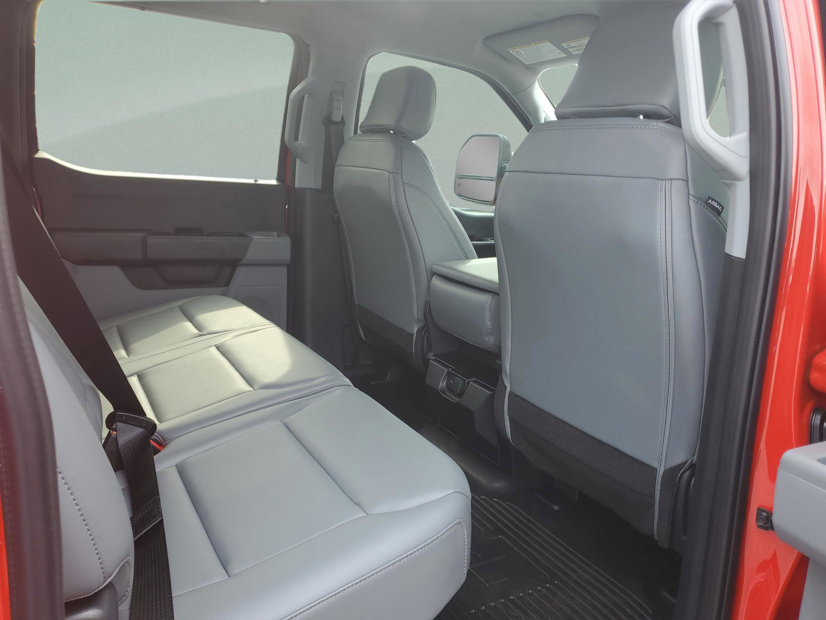 2026 Ford F-350 Super Duty XL - Photo 19