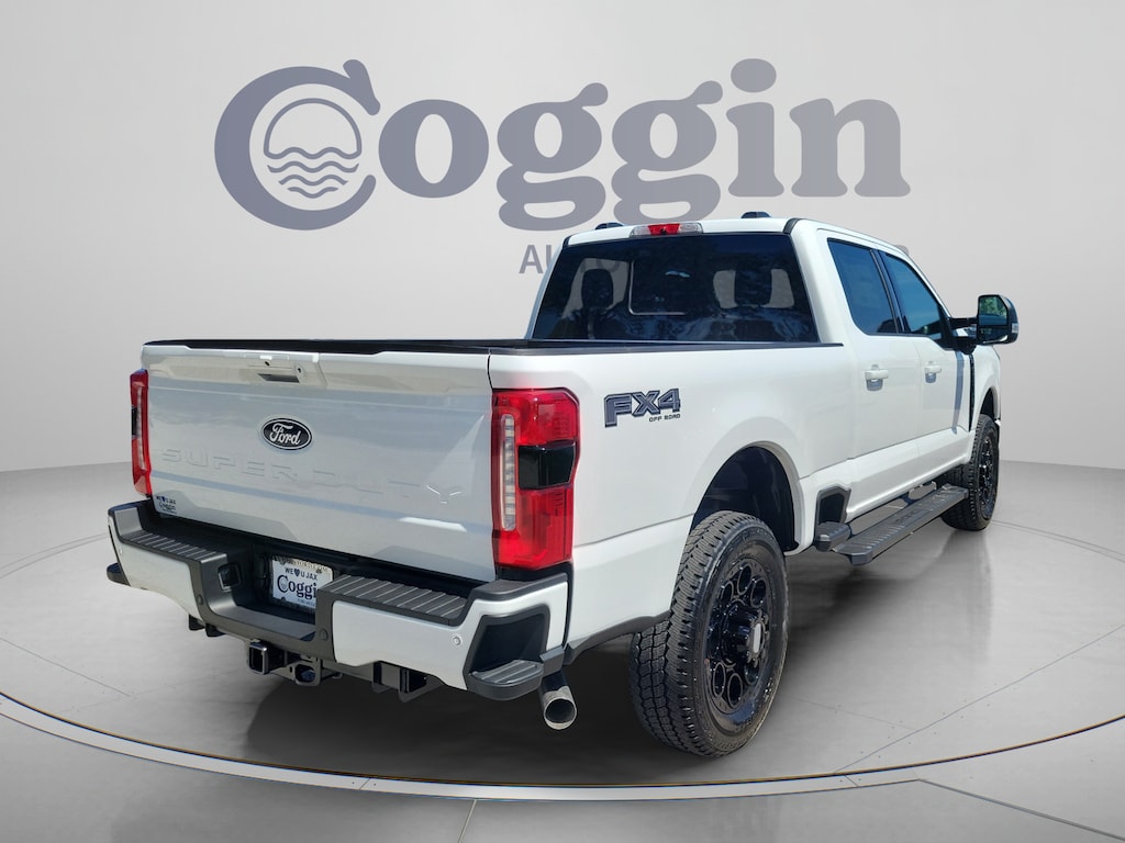 New 2027 Ford F-250 XLT Truck Crew Cab