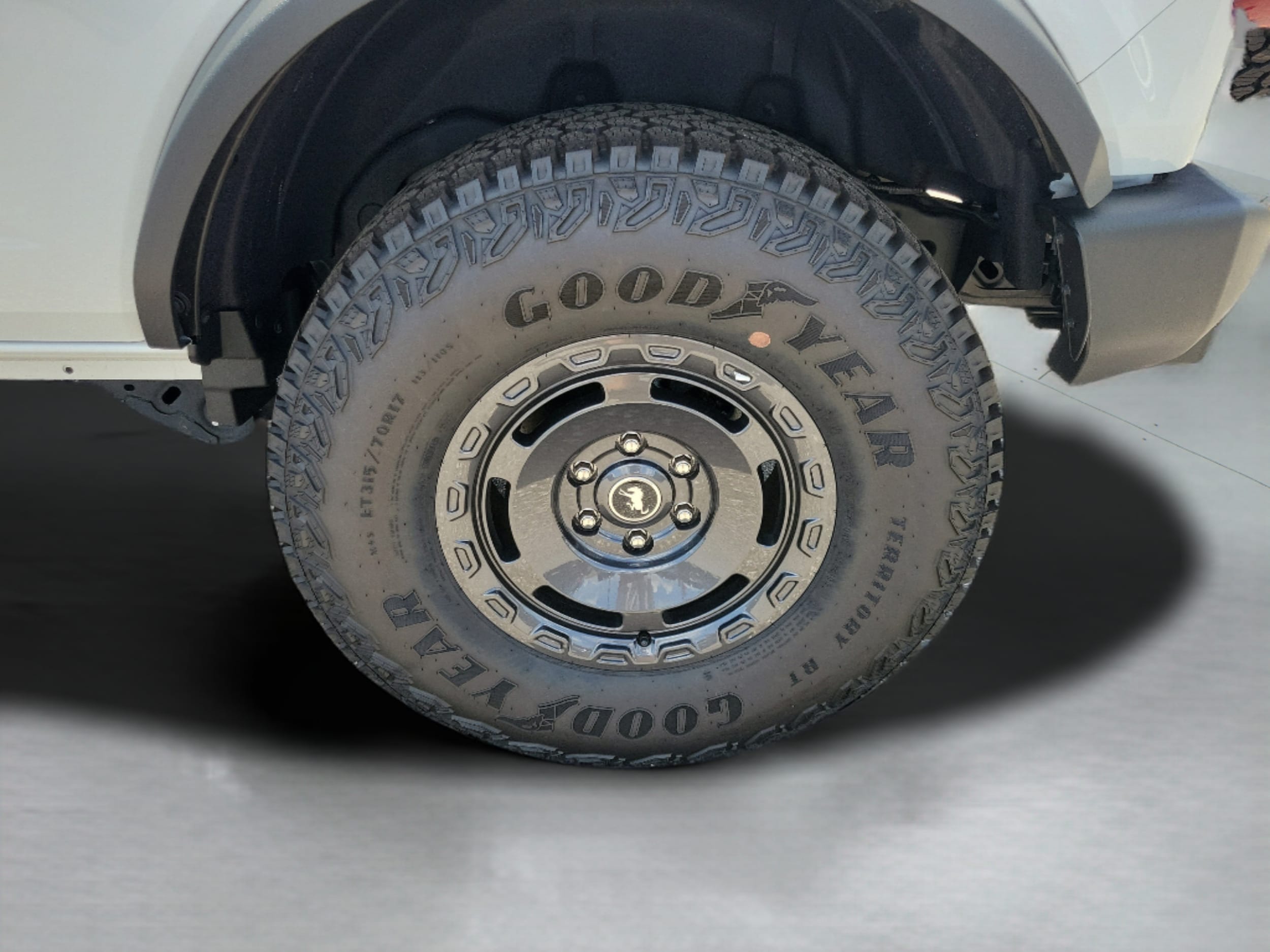 2025 Ford Bronco 4-Door Base - Photo 30