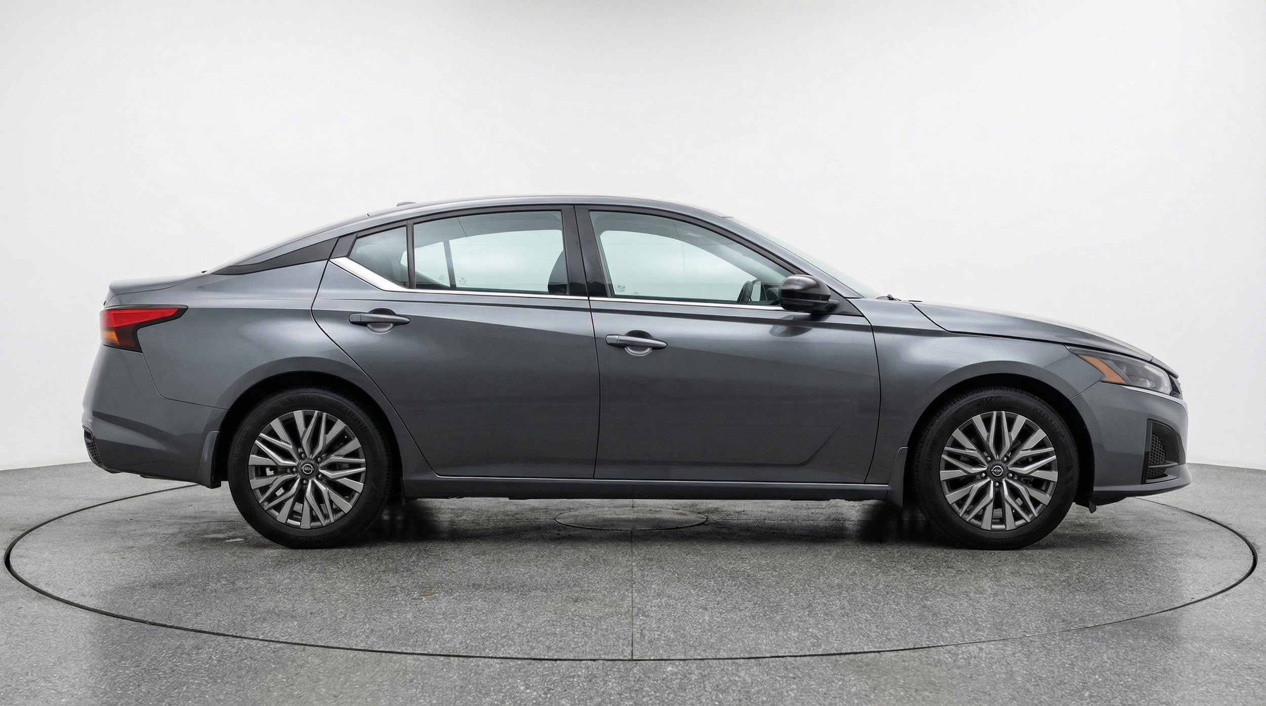 Thumbnail: 2025 Nissan Altima - 10