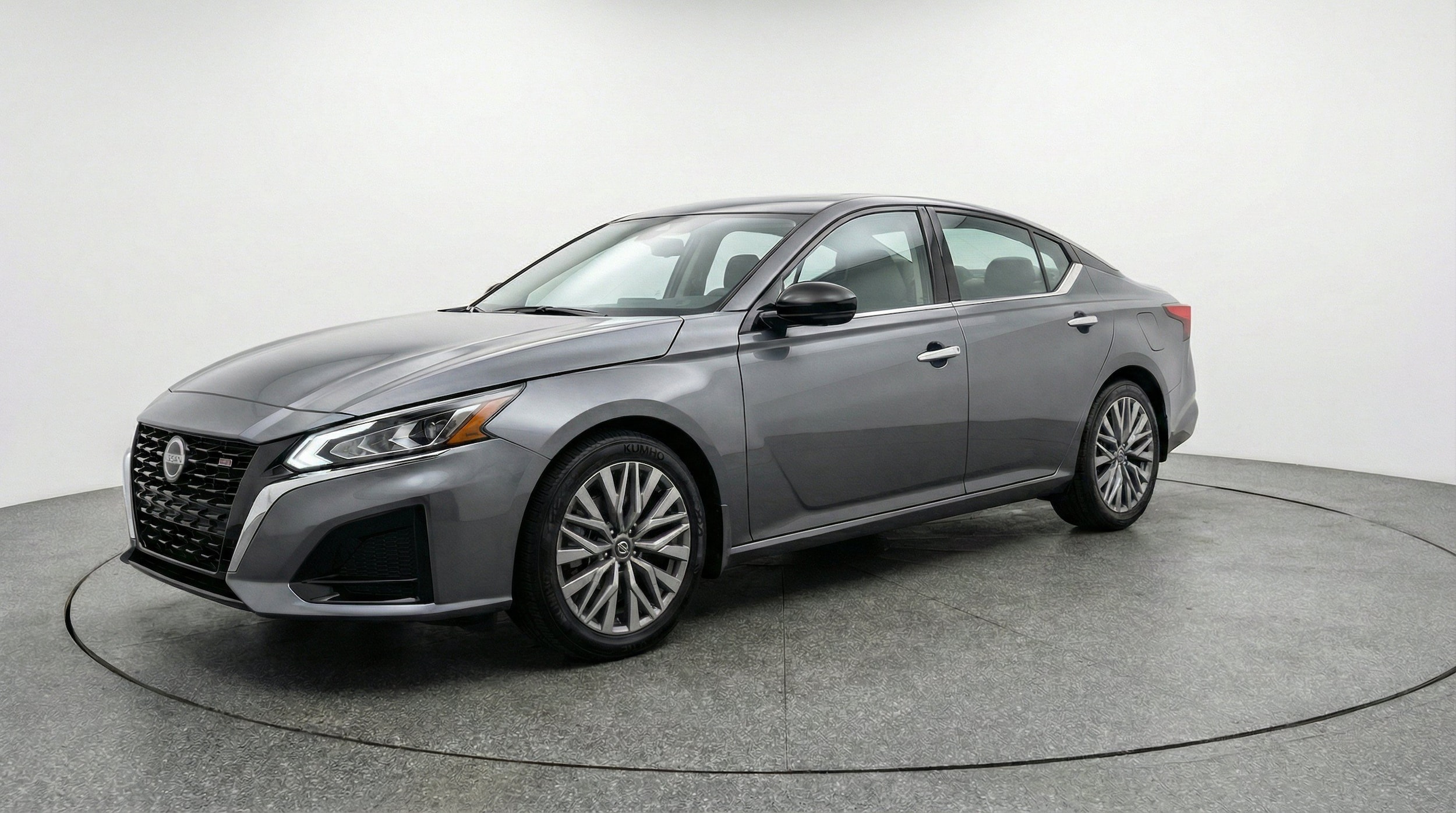 Thumbnail: 2025 Nissan Altima - 3
