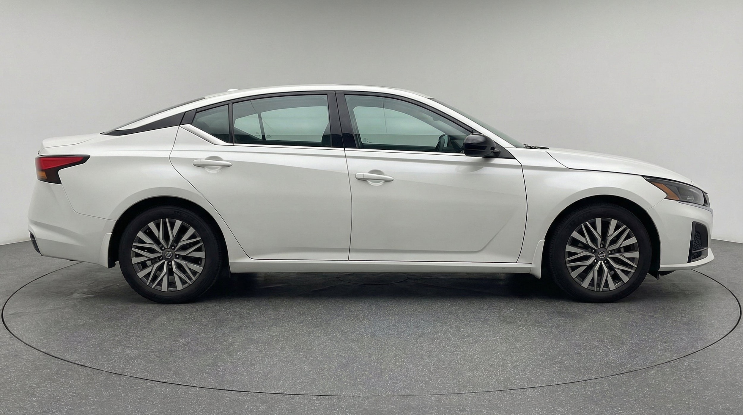 Thumbnail: 2026 Nissan Altima - 10