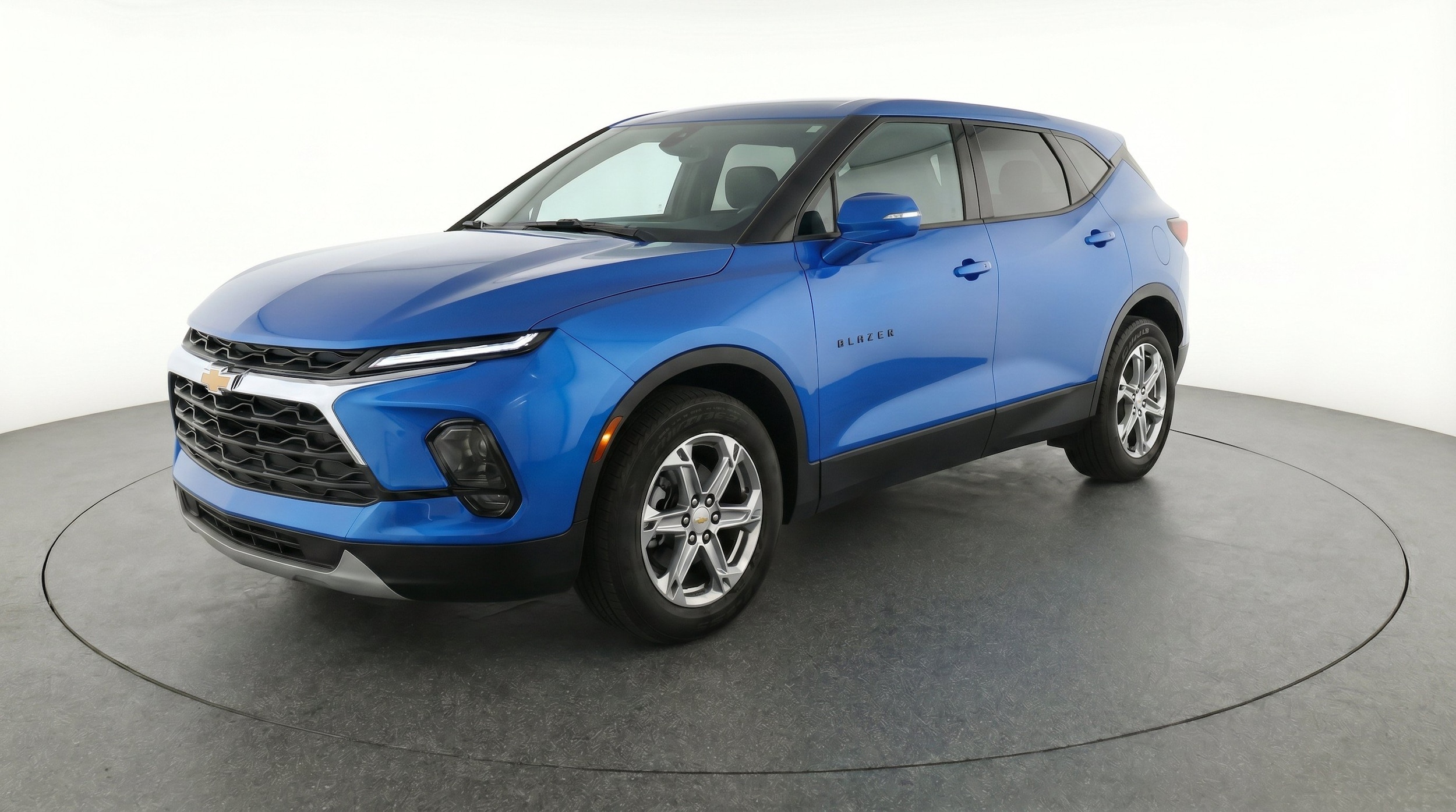 Thumbnail: 2025 Chevrolet Blazer - 3