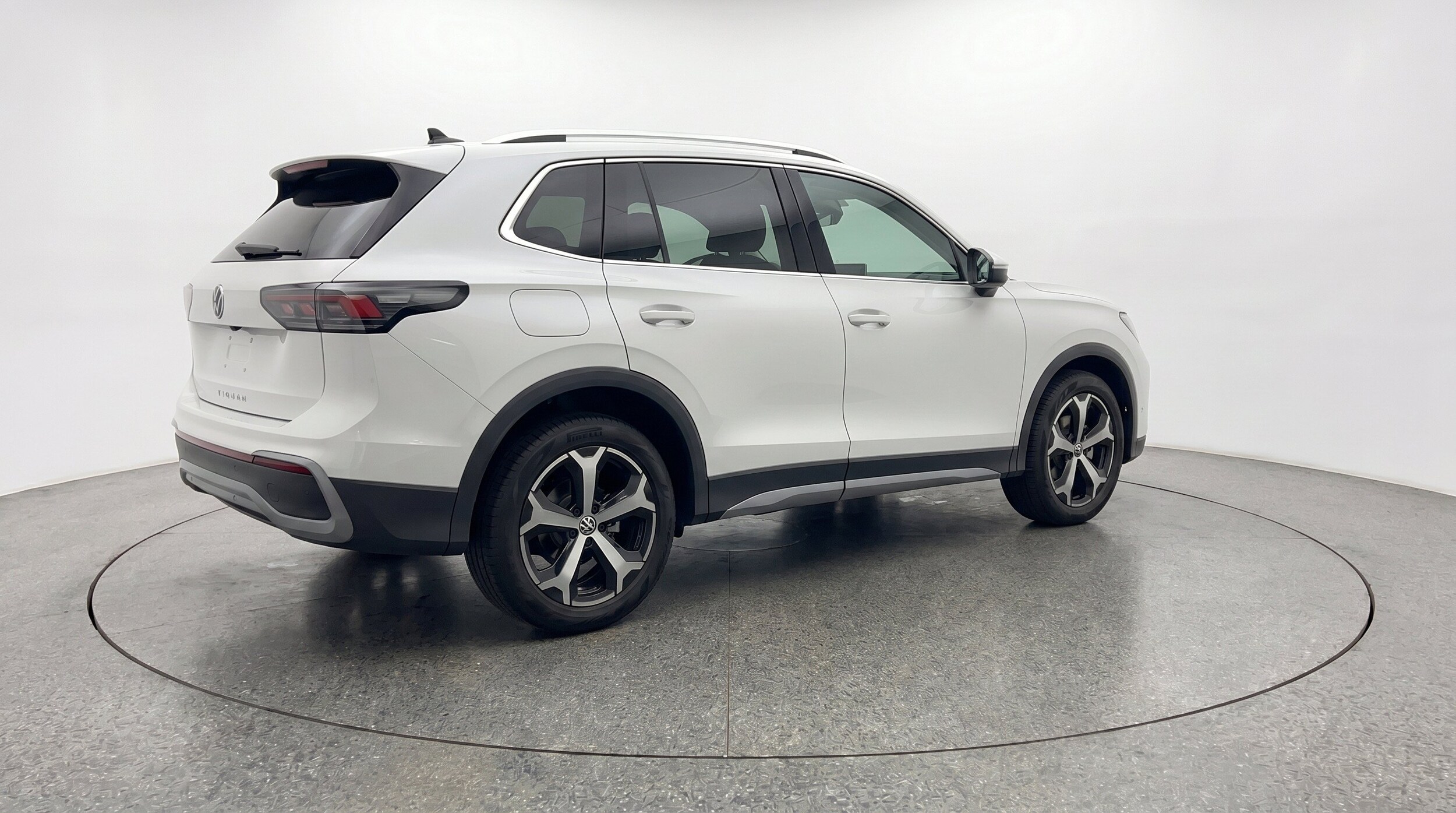 Thumbnail: 2026 Volkswagen Tiguan - 9