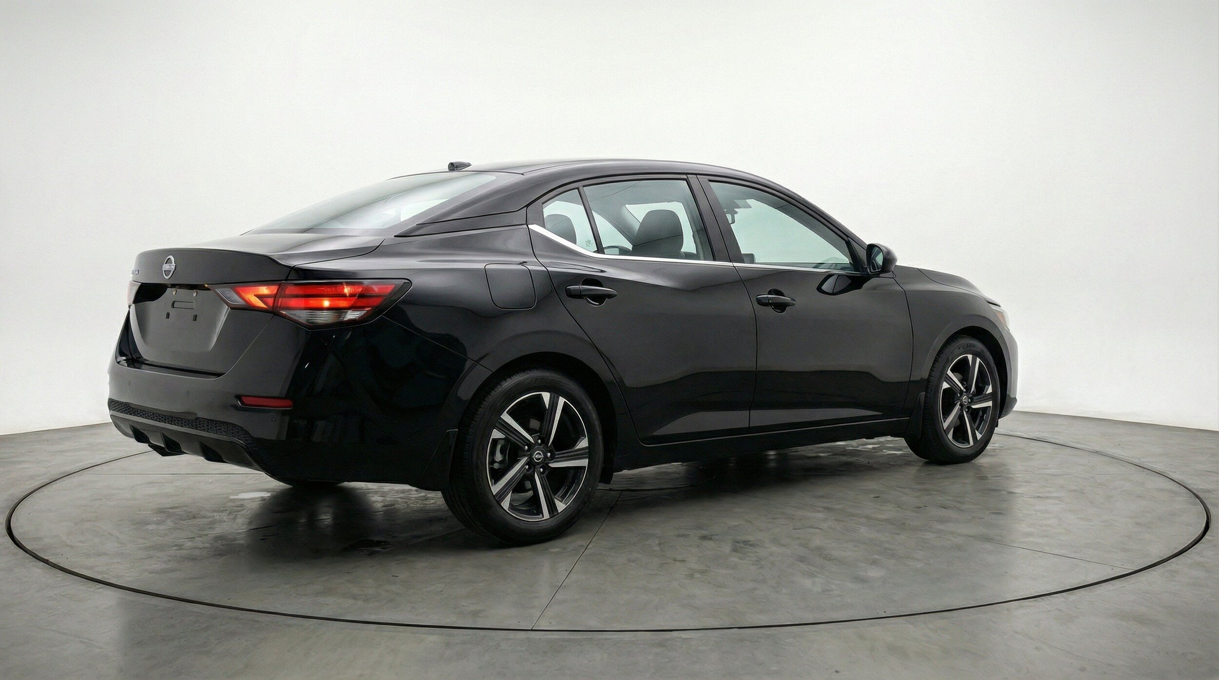 Thumbnail: 2025 Nissan Sentra - 9