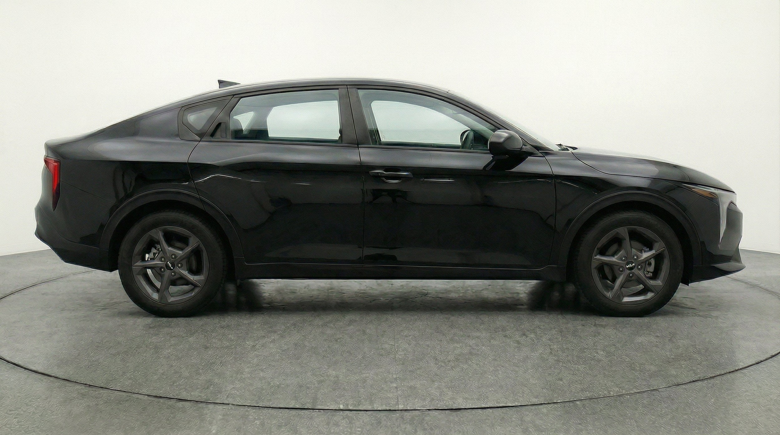 Thumbnail: 2025 Kia K4 - 10