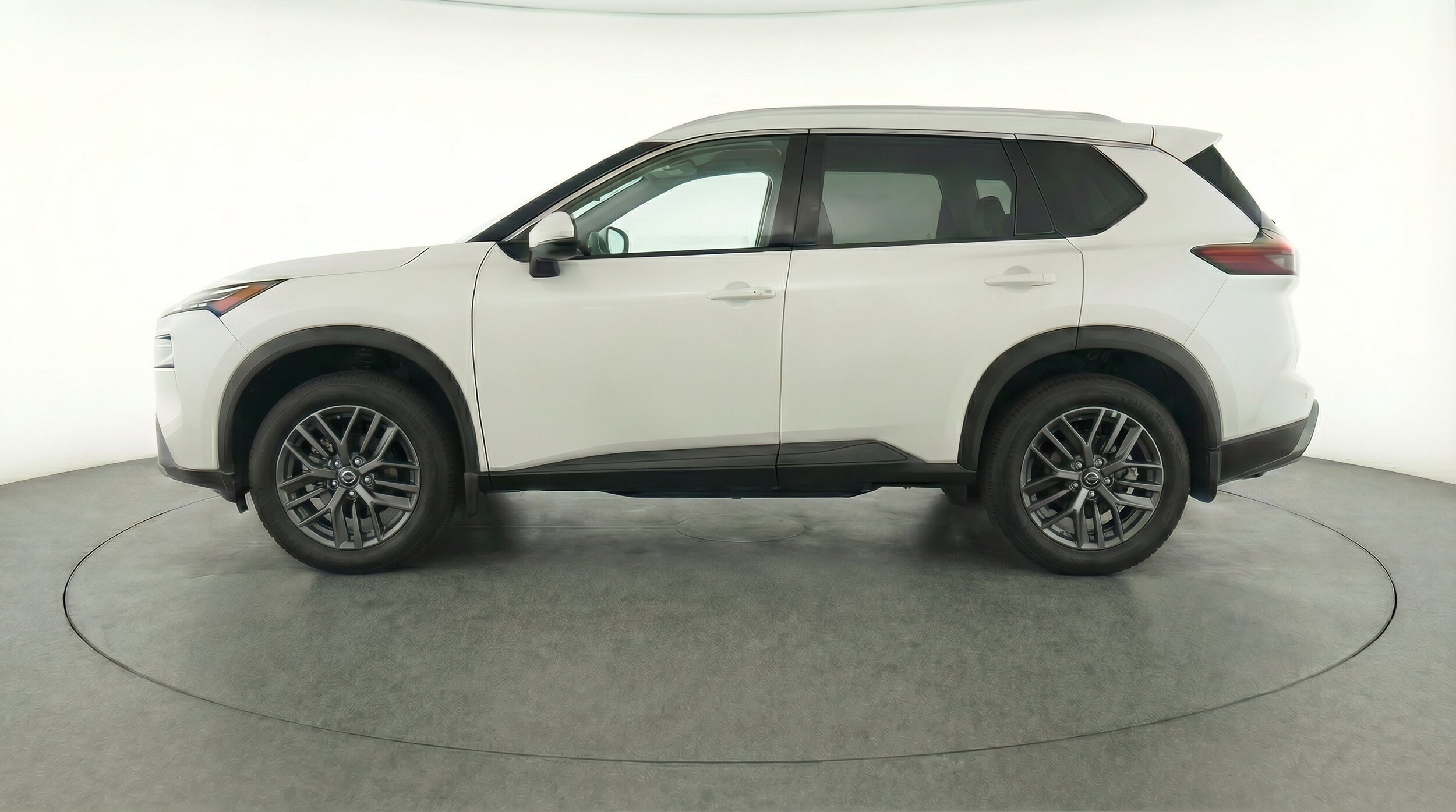 Thumbnail: 2026 Nissan Rogue - 5