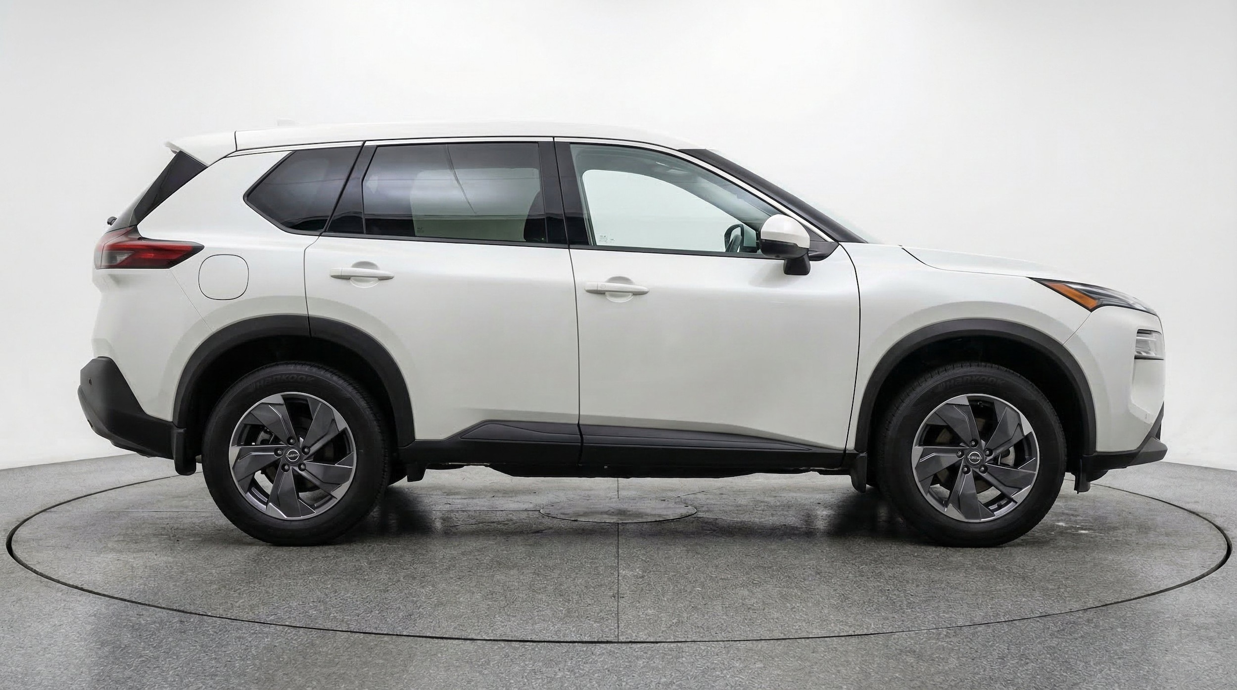Thumbnail: 2025 Nissan Rogue - 10