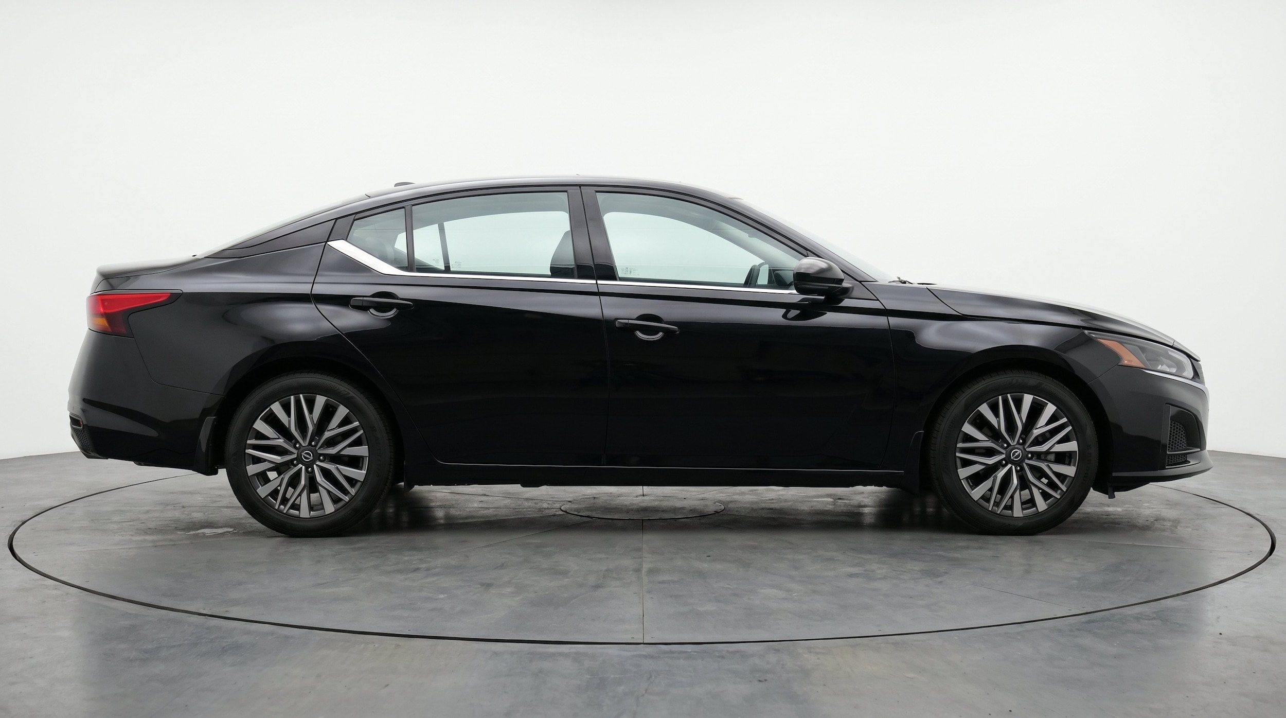 Thumbnail: 2026 Nissan Altima - 10