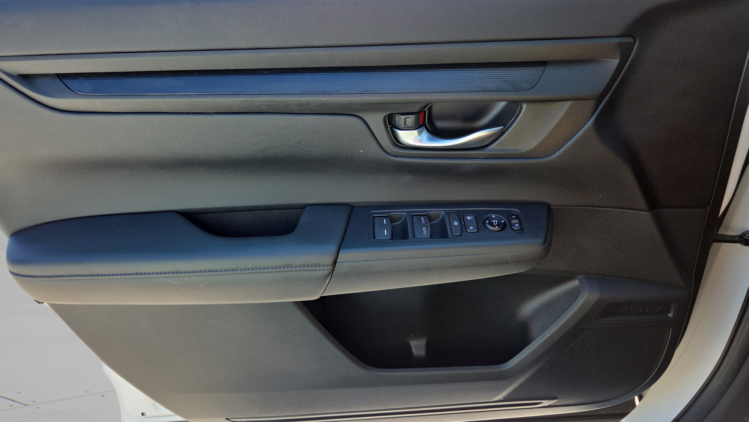 2024 Honda CR-V EX - Photo 36