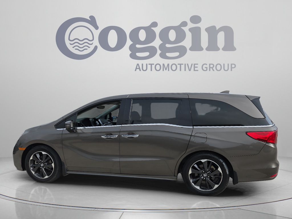 Certified 2022 Honda Odyssey Elite Van